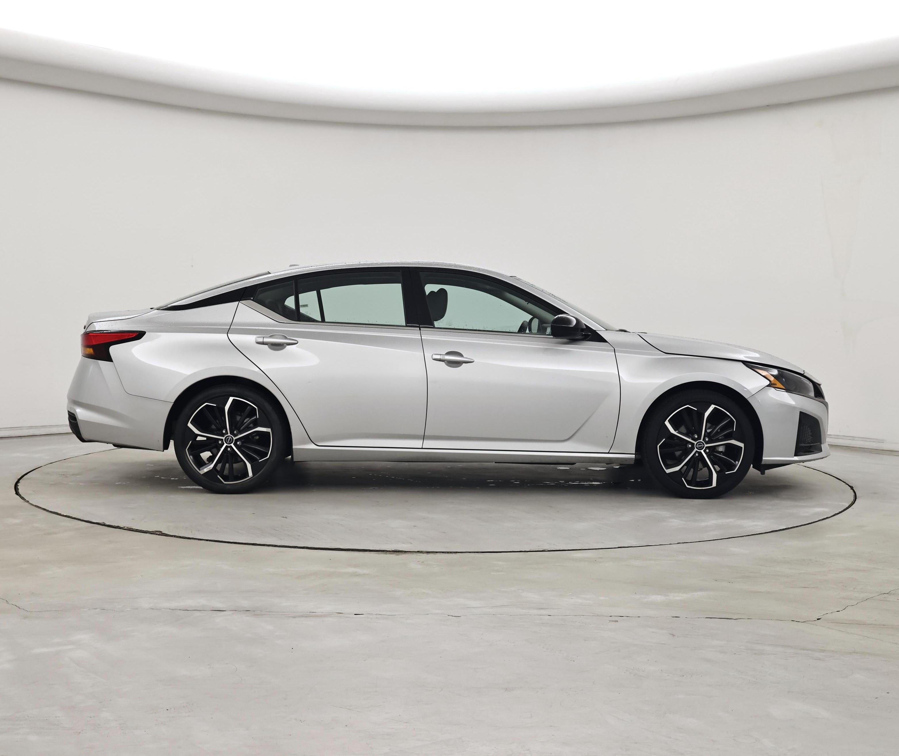 Thumbnail: 2025 Nissan Altima - 7