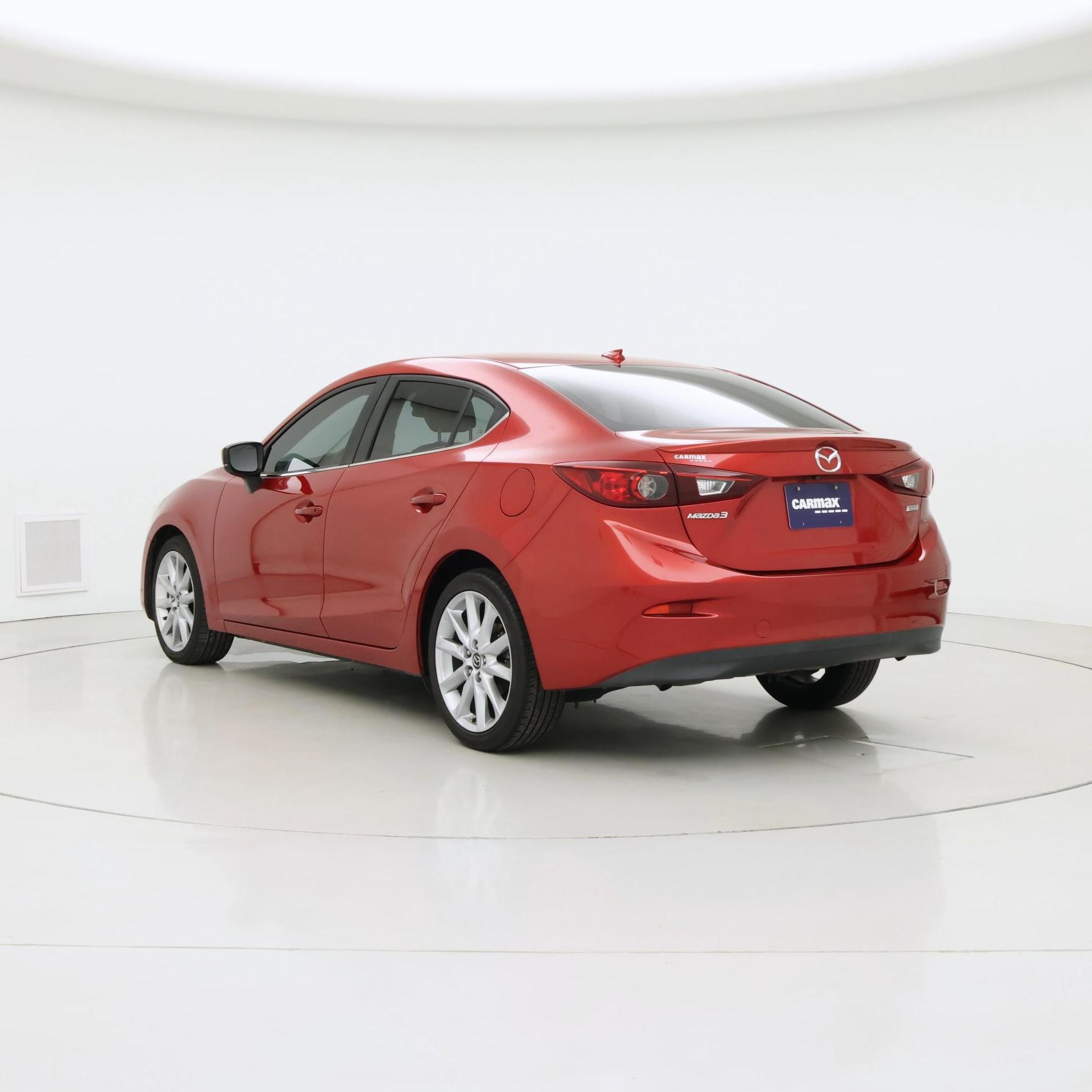 Thumbnail: 2018 Mazda Mazda3 - 2