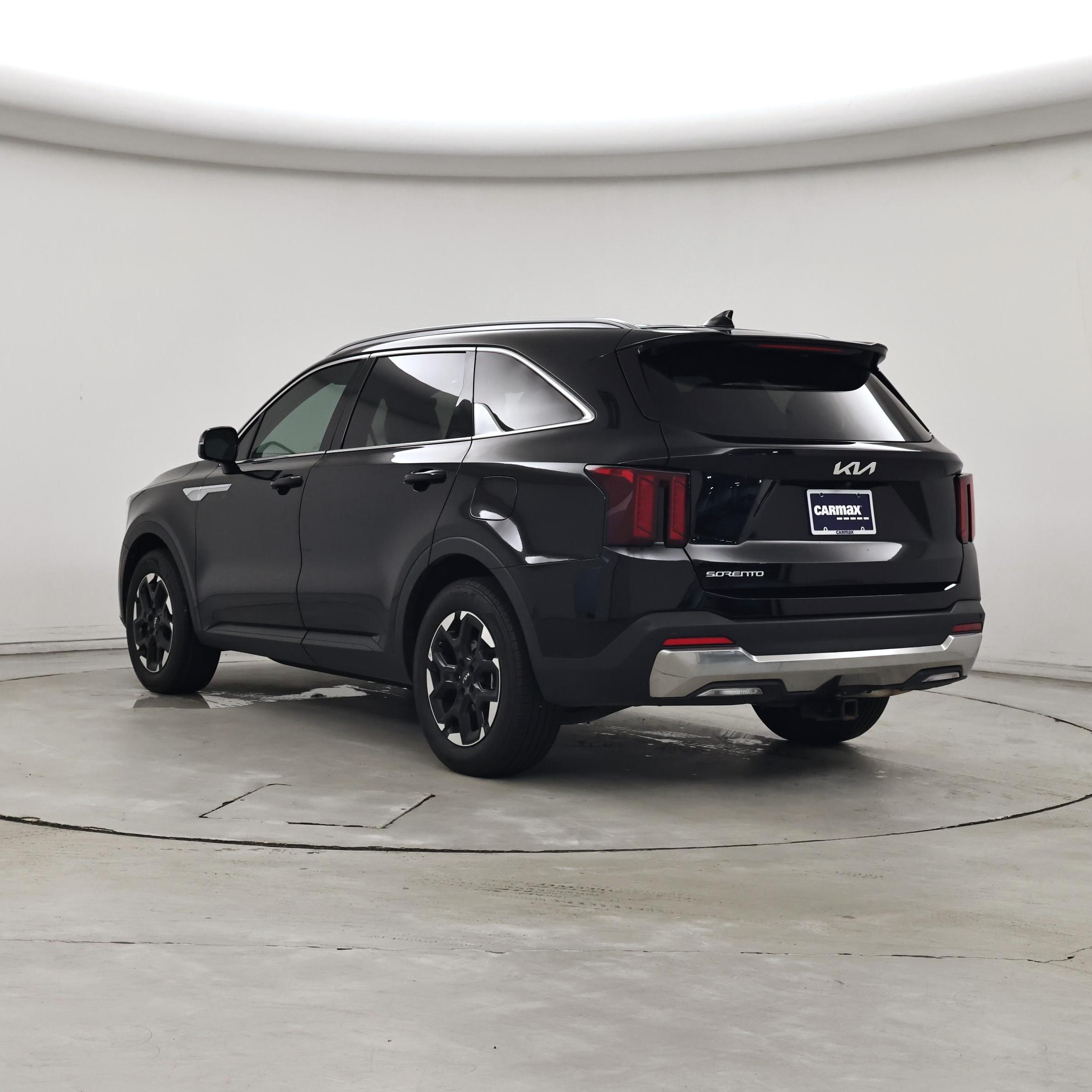 Thumbnail: 2025 Kia Sorento - 2