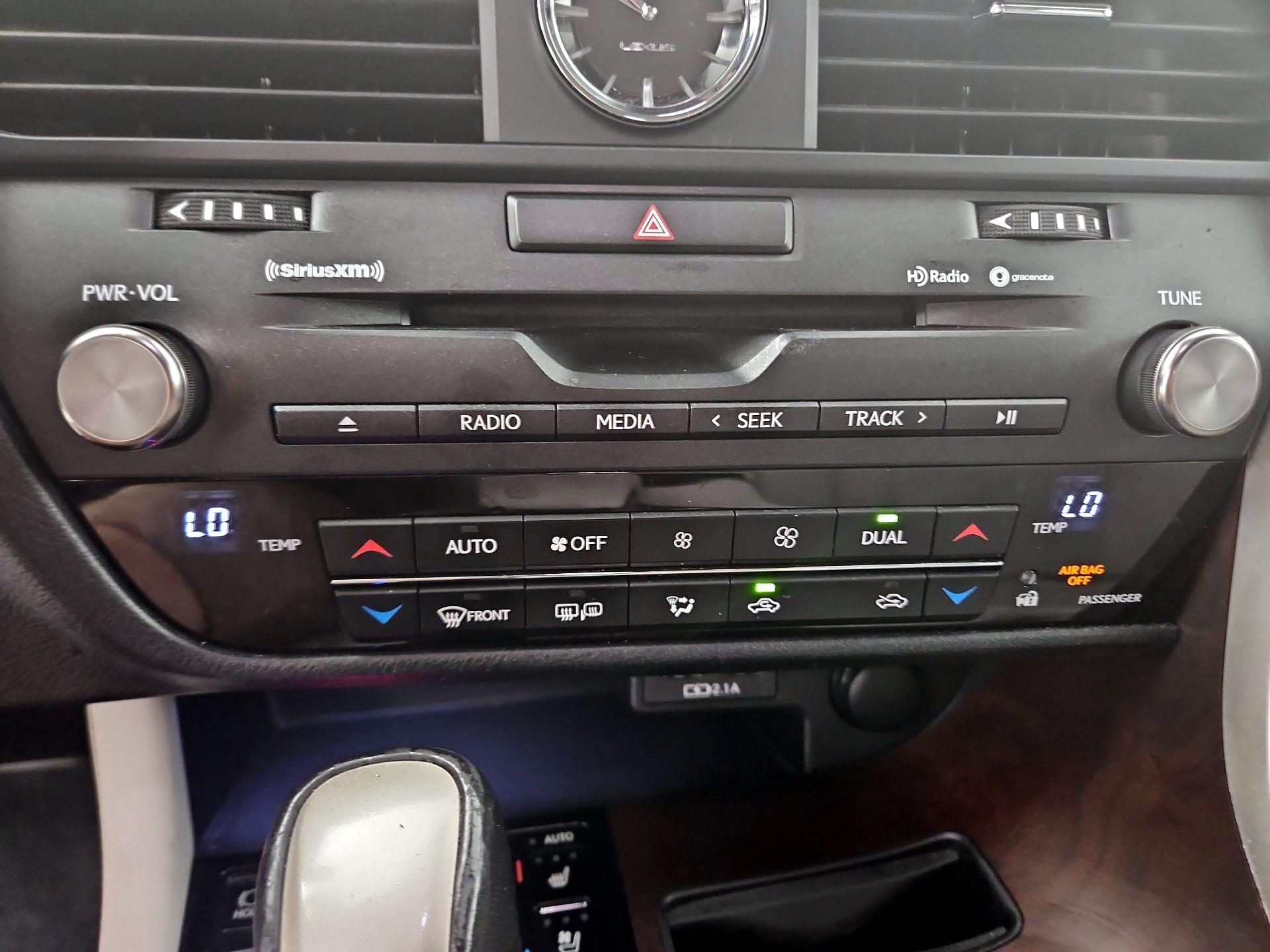 Thumbnail: 2020 Lexus RX - 16