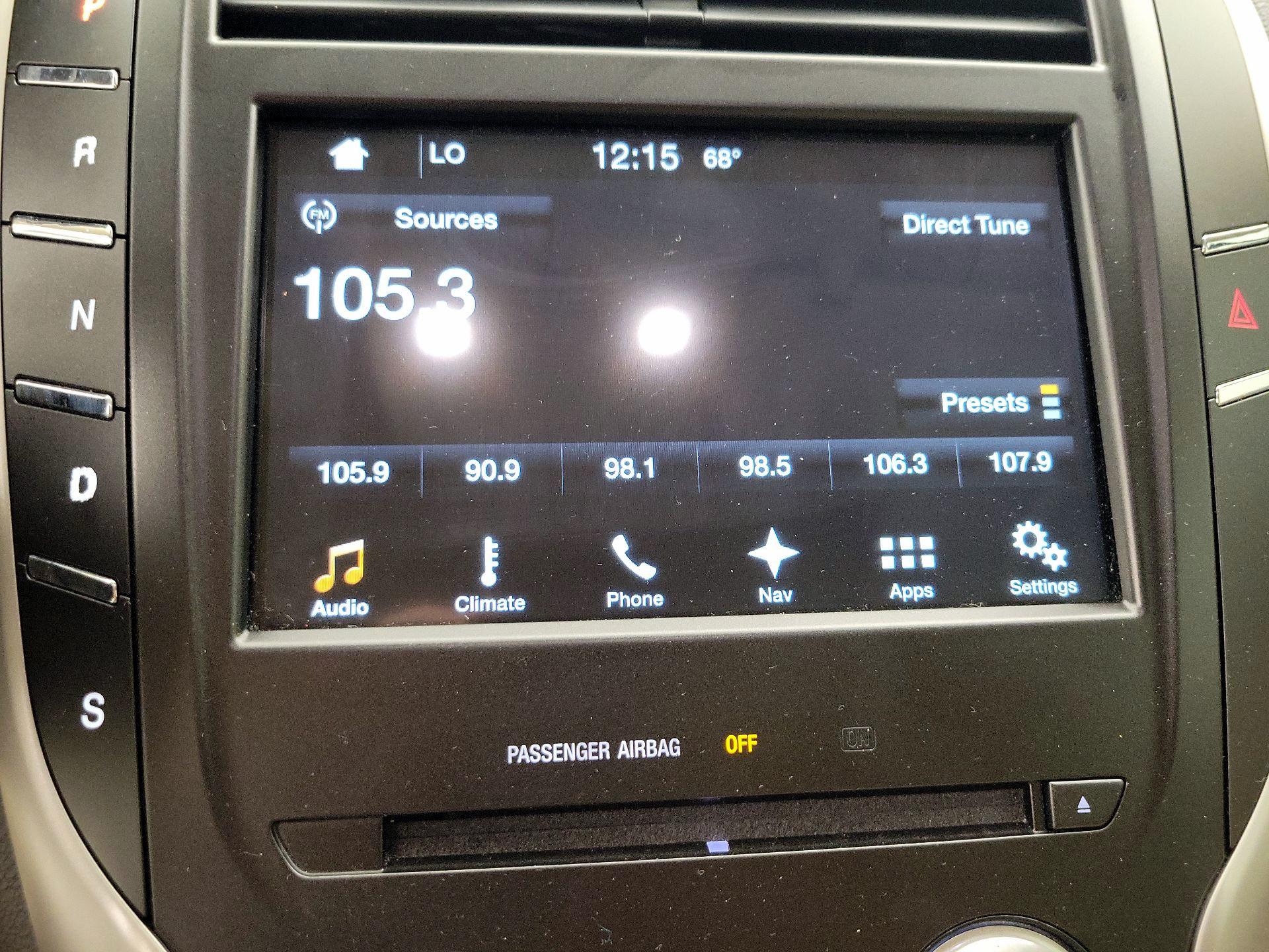 Thumbnail: 2016 Lincoln MKC - 16