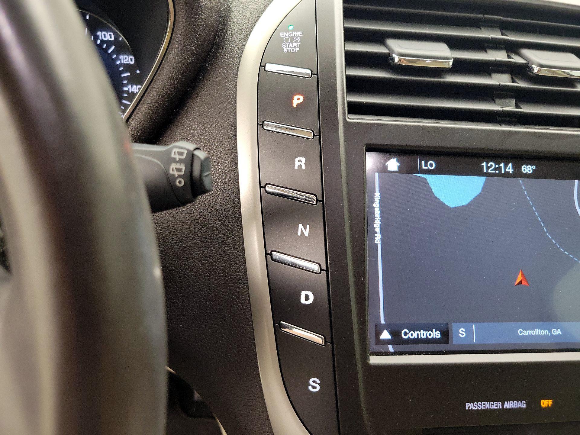Thumbnail: 2016 Lincoln MKC - 18