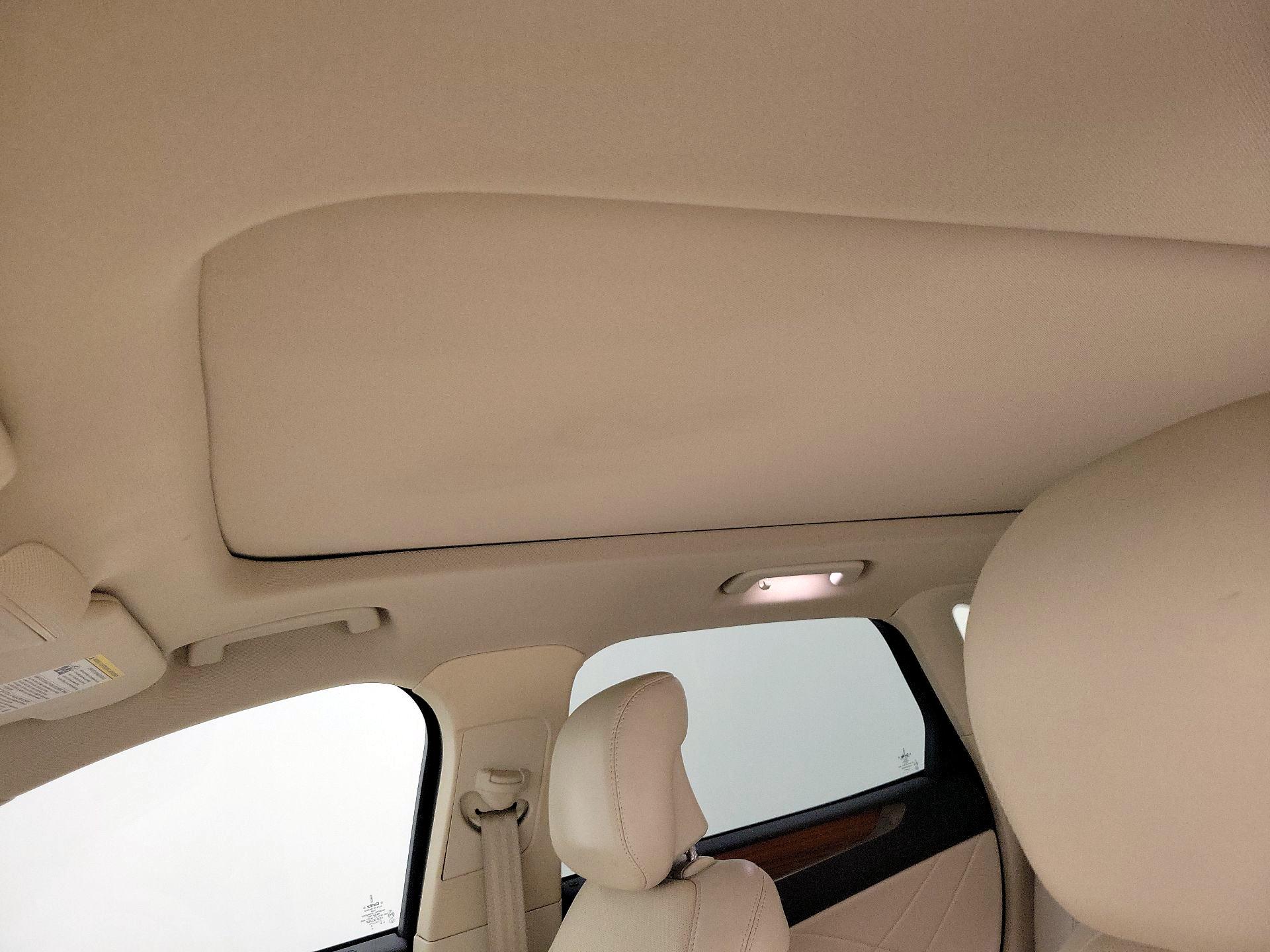 Thumbnail: 2016 Lincoln MKC - 20