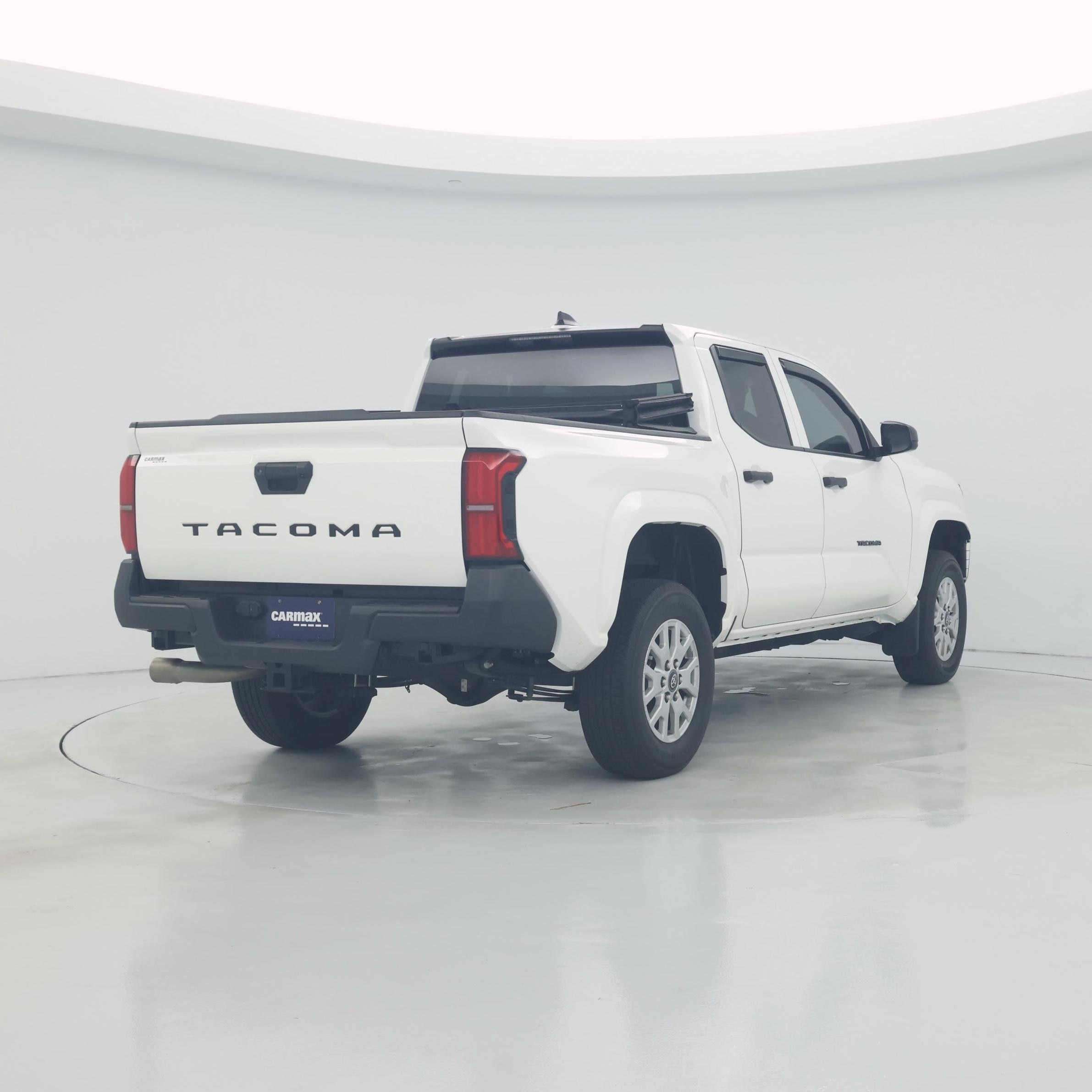 Thumbnail: 2024 Toyota Tacoma - 8