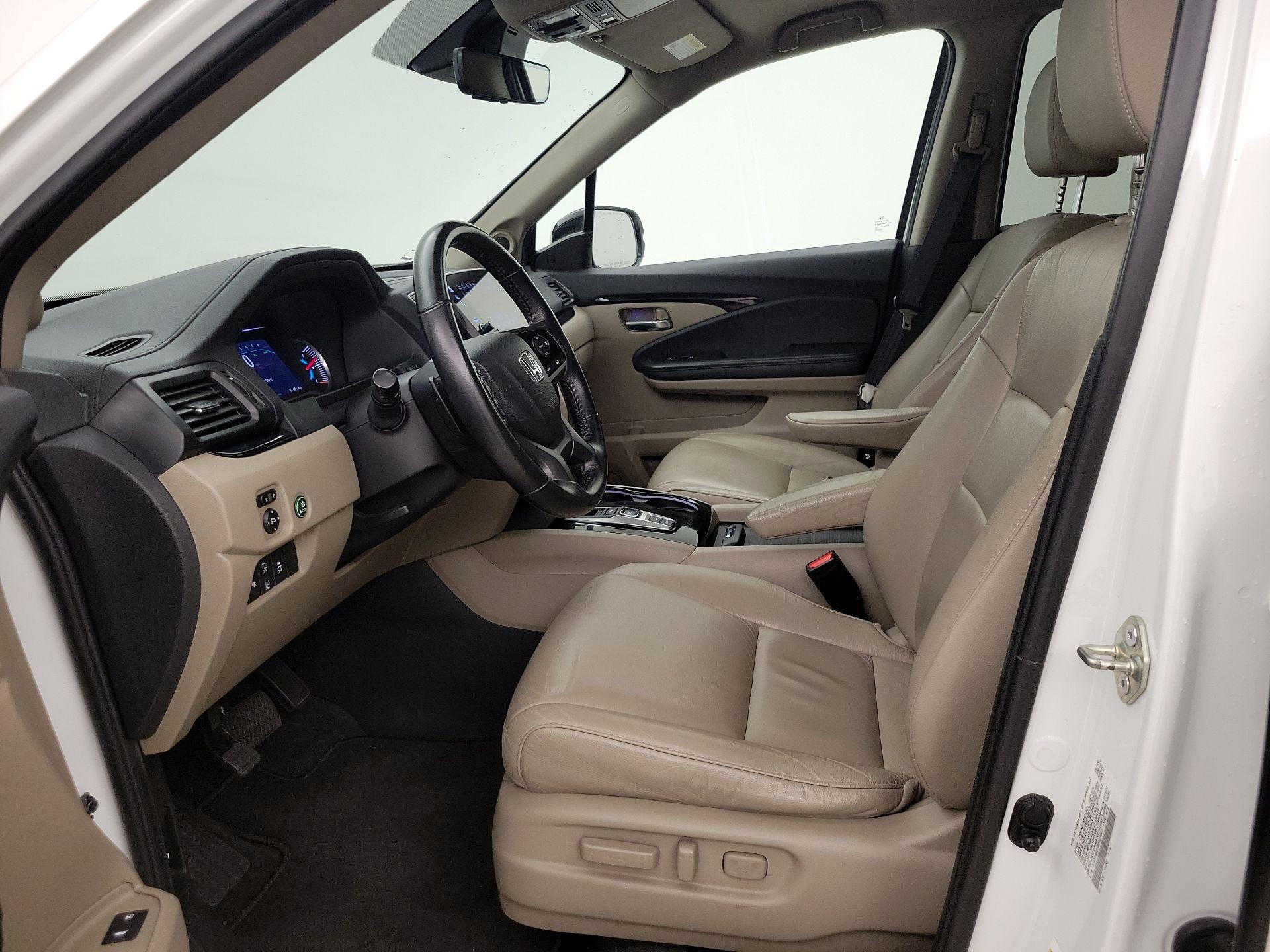 Thumbnail: 2021 Honda Pilot - 11
