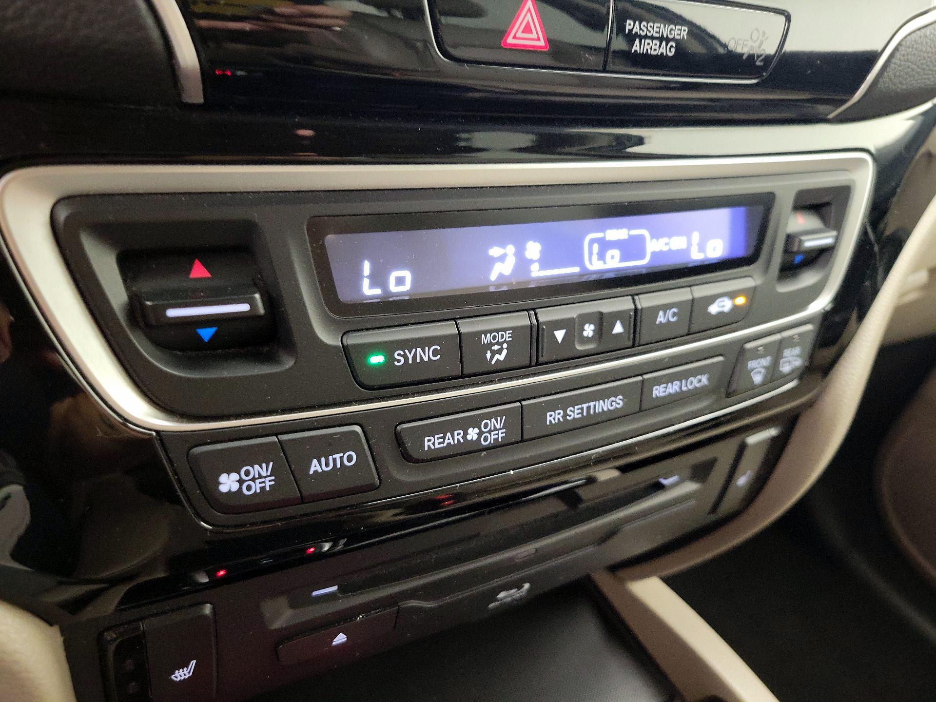 Thumbnail: 2021 Honda Pilot - 17