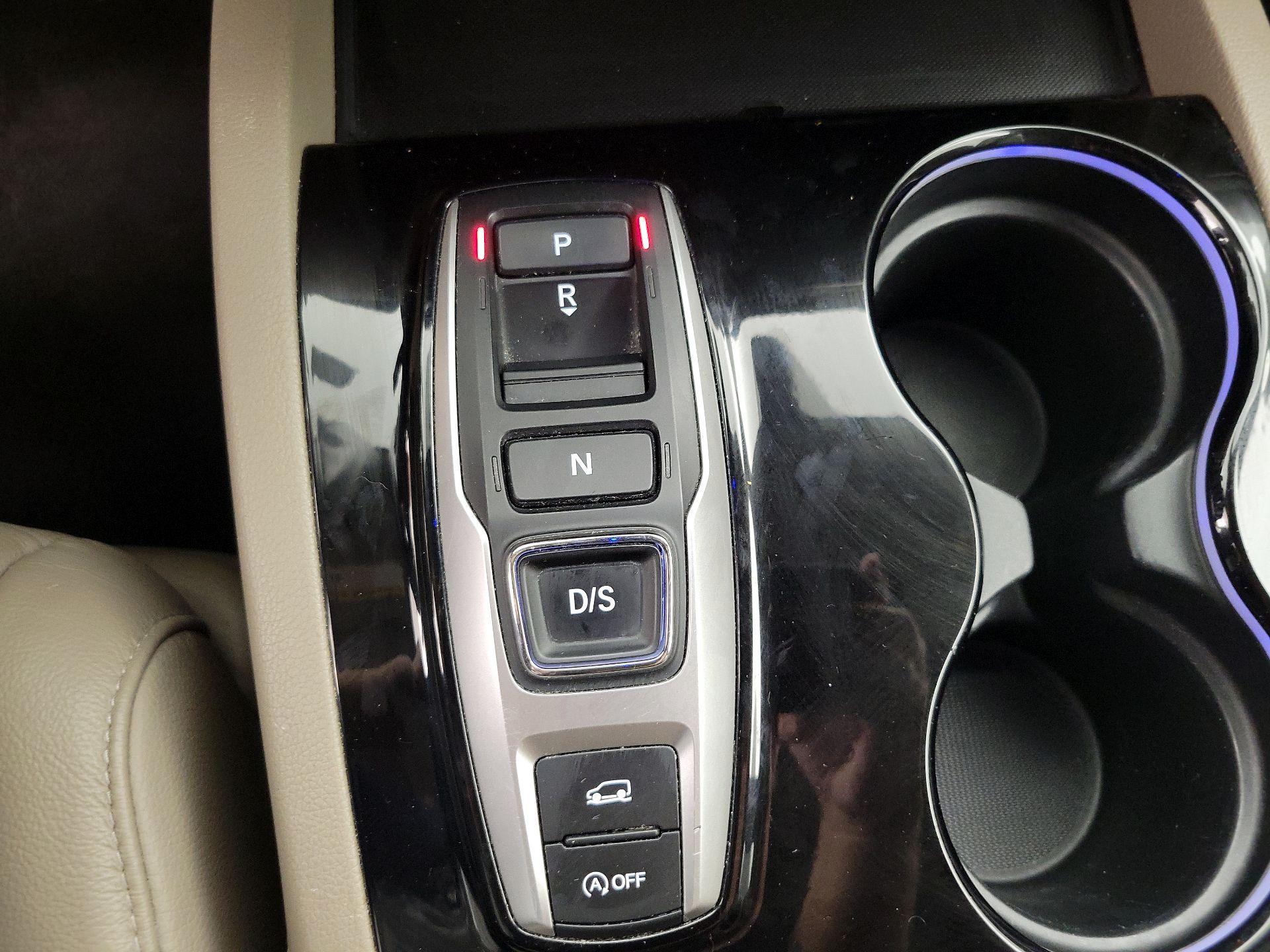 Thumbnail: 2021 Honda Pilot - 18