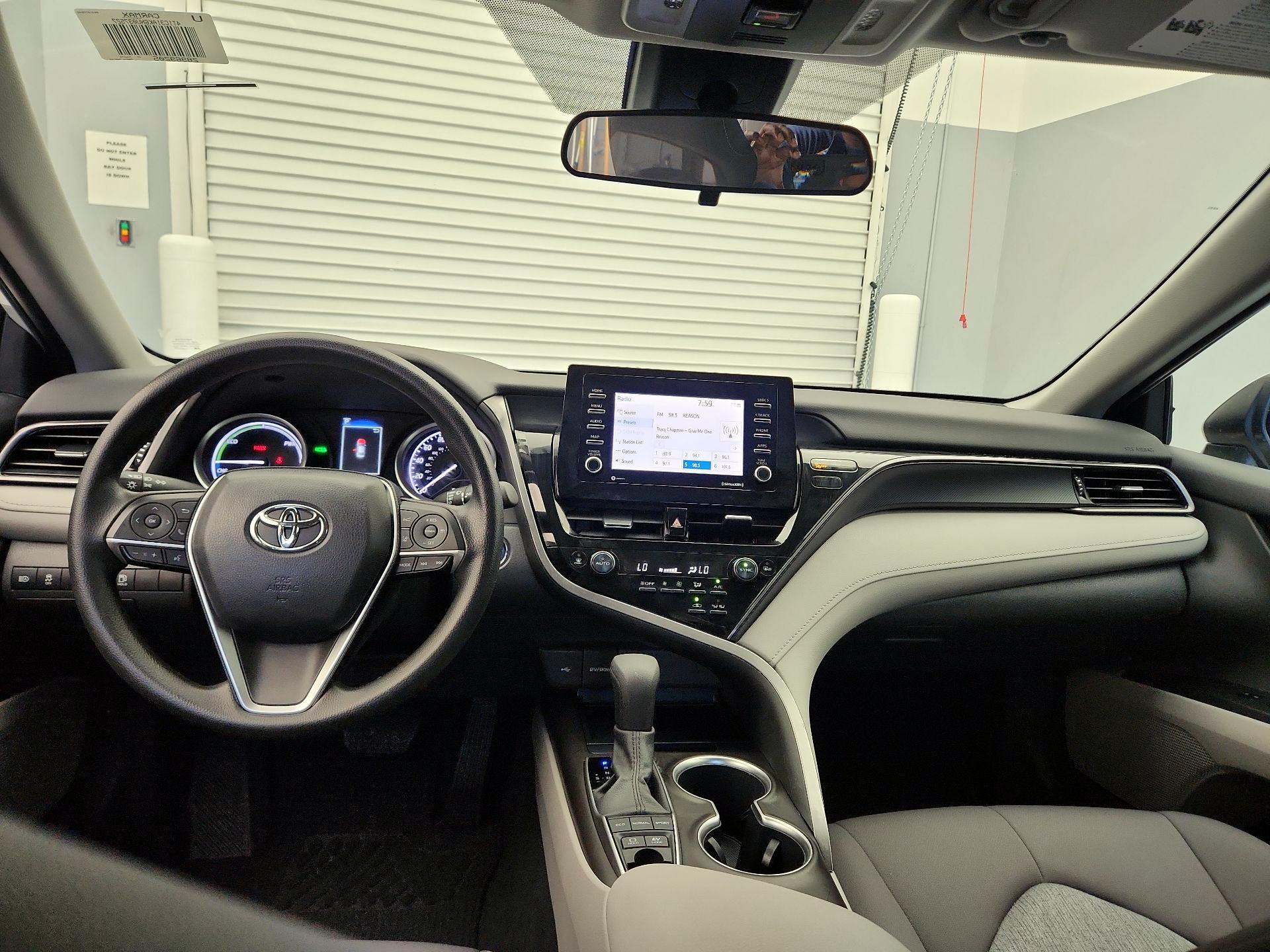 Thumbnail: 2022 Toyota Camry - 9