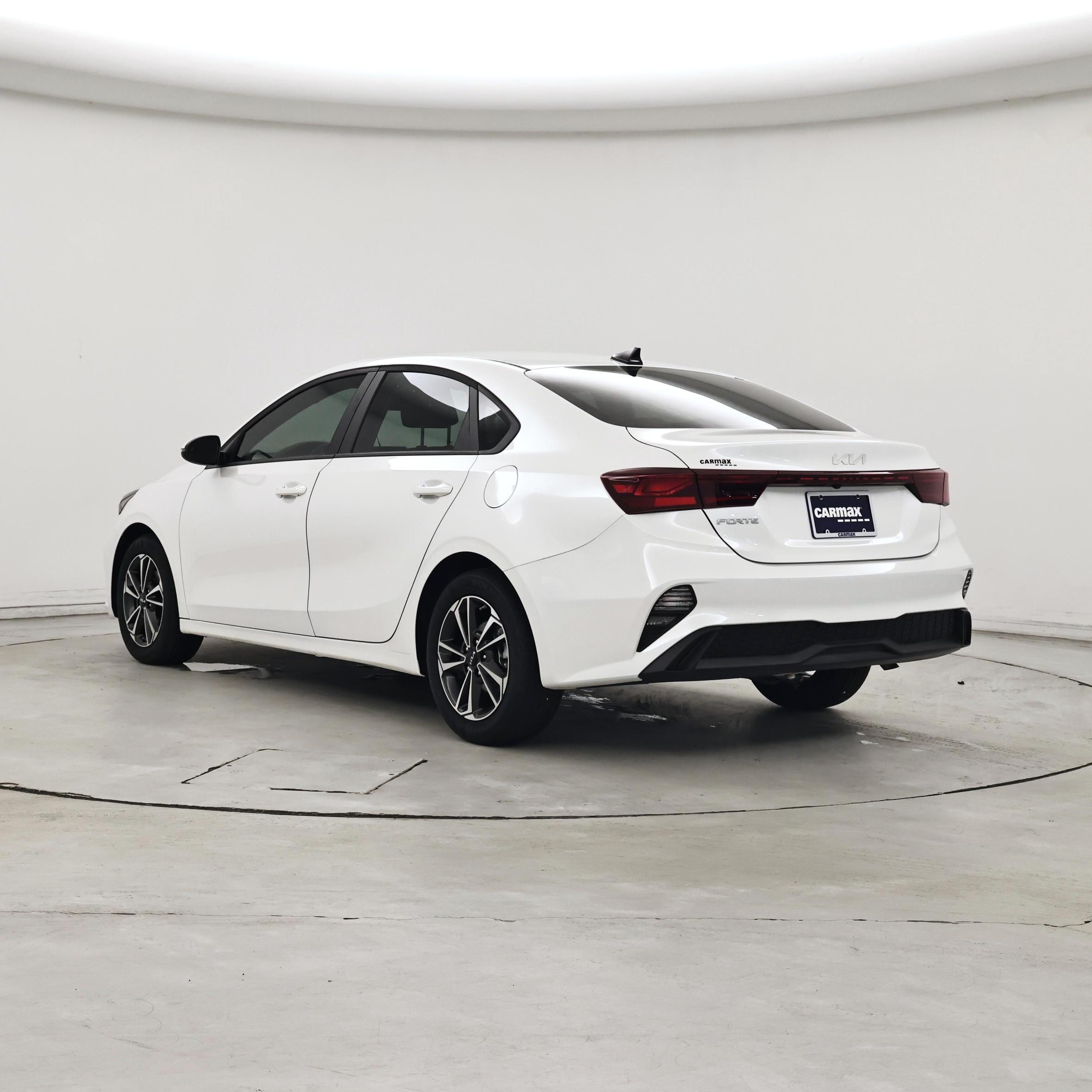 Thumbnail: 2024 Kia Forte - 2
