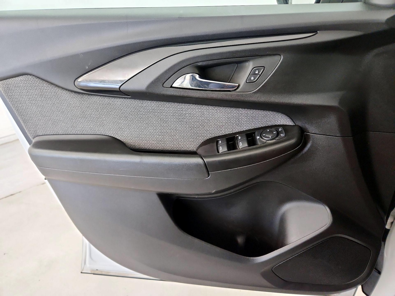 2023 Chevrolet TrailBlazer LT - Photo 13