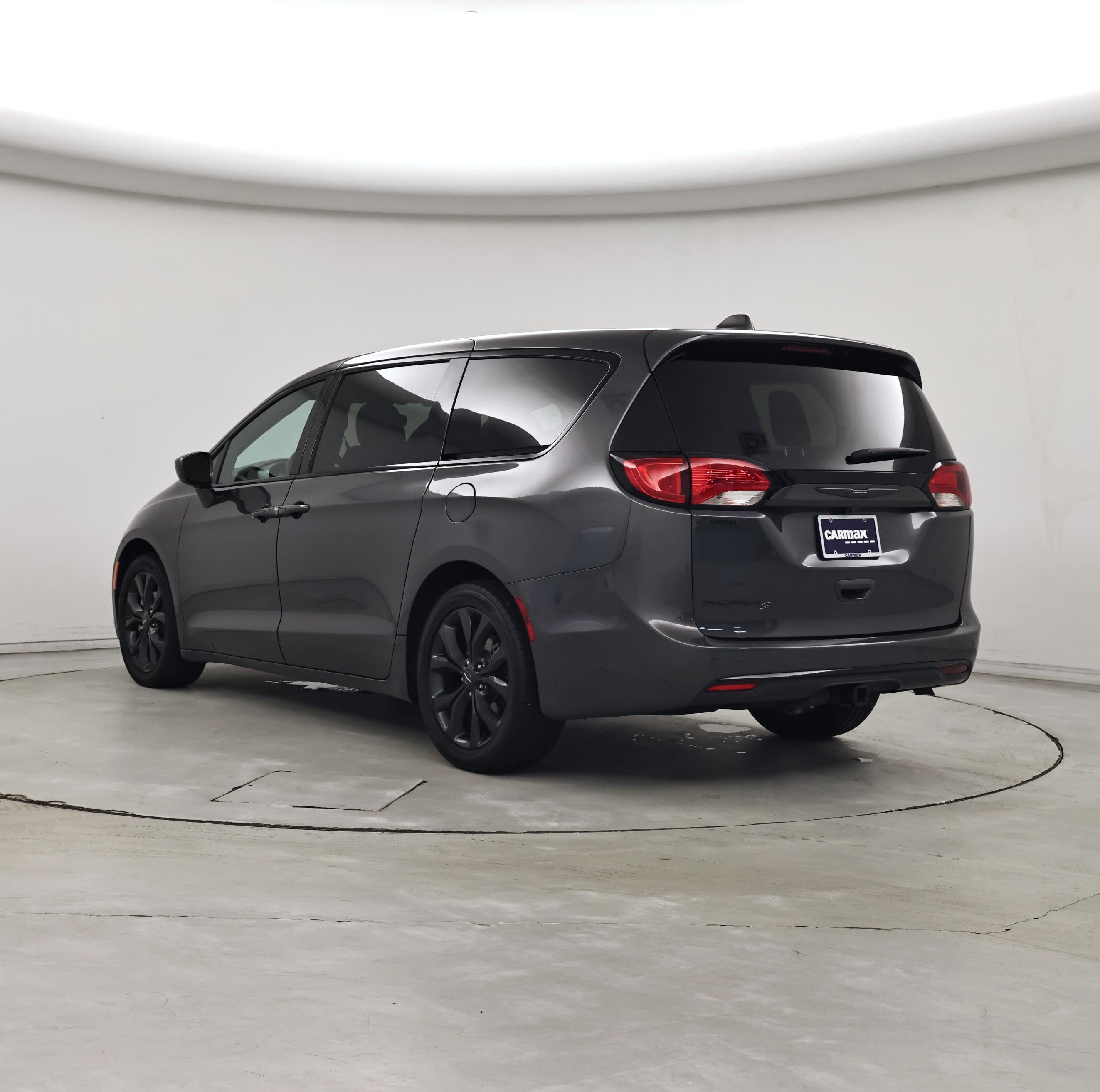 Thumbnail: 2020 Chrysler Pacifica - 2