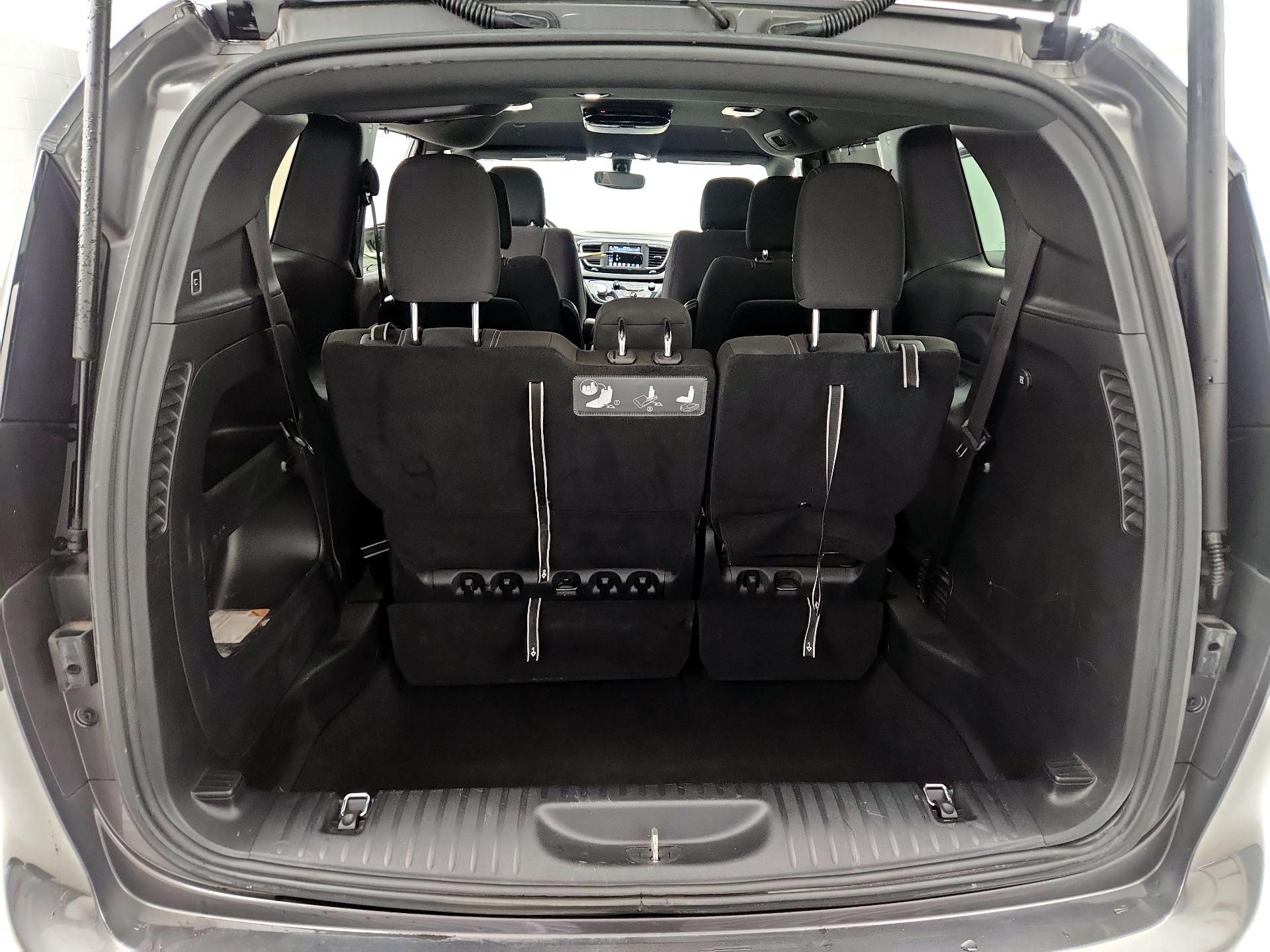 Thumbnail: 2020 Chrysler Pacifica - 20