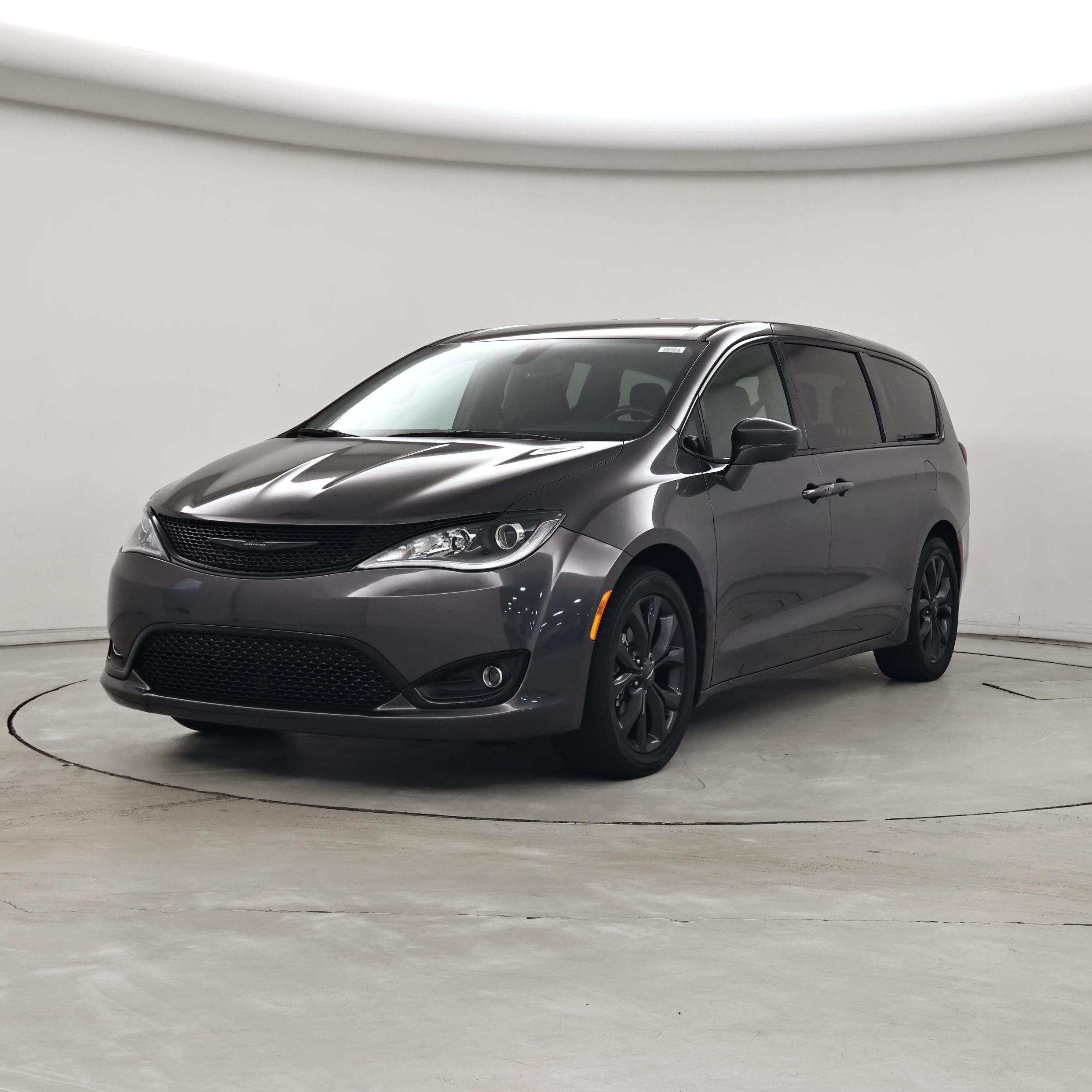 Thumbnail: 2020 Chrysler Pacifica - 4
