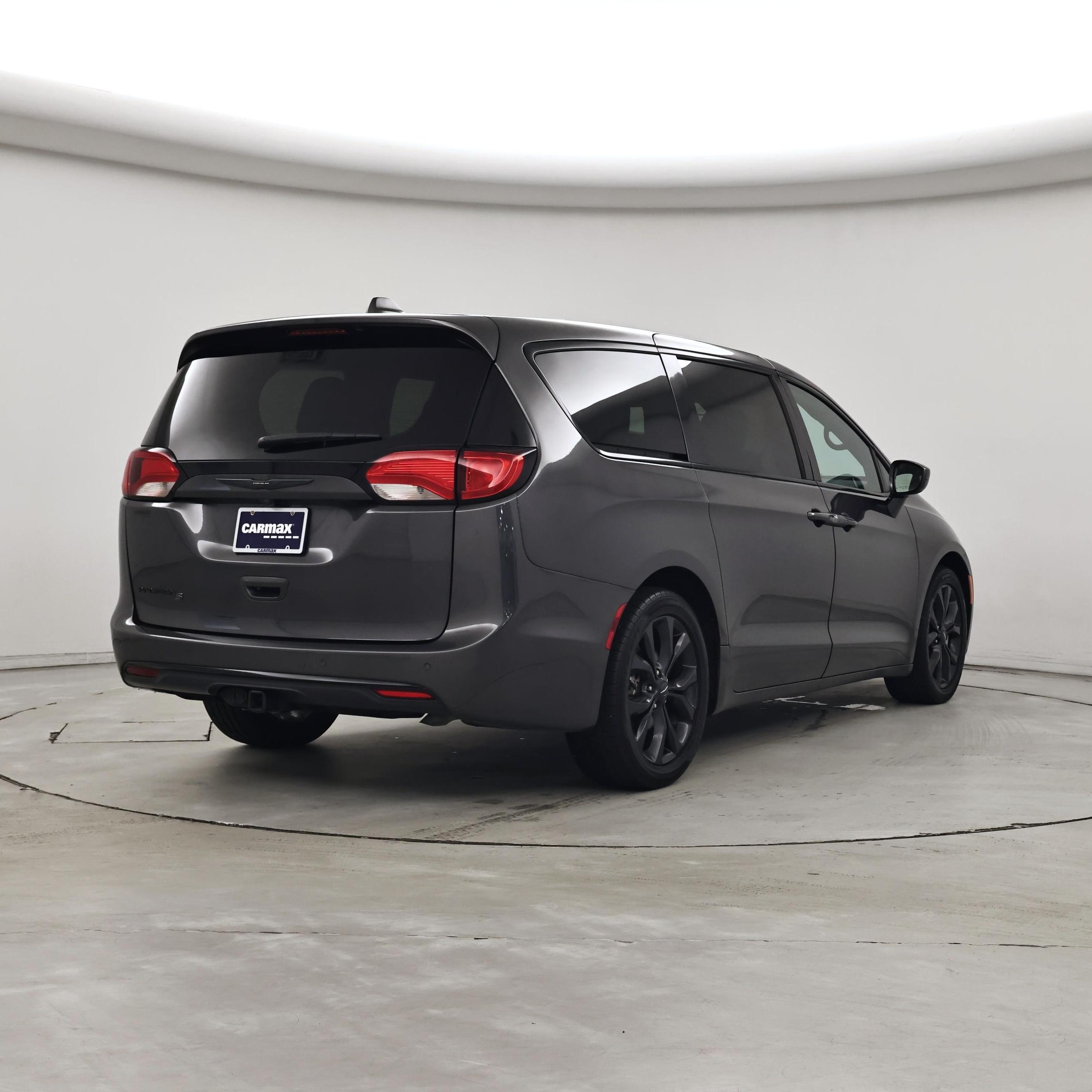 Thumbnail: 2020 Chrysler Pacifica - 8