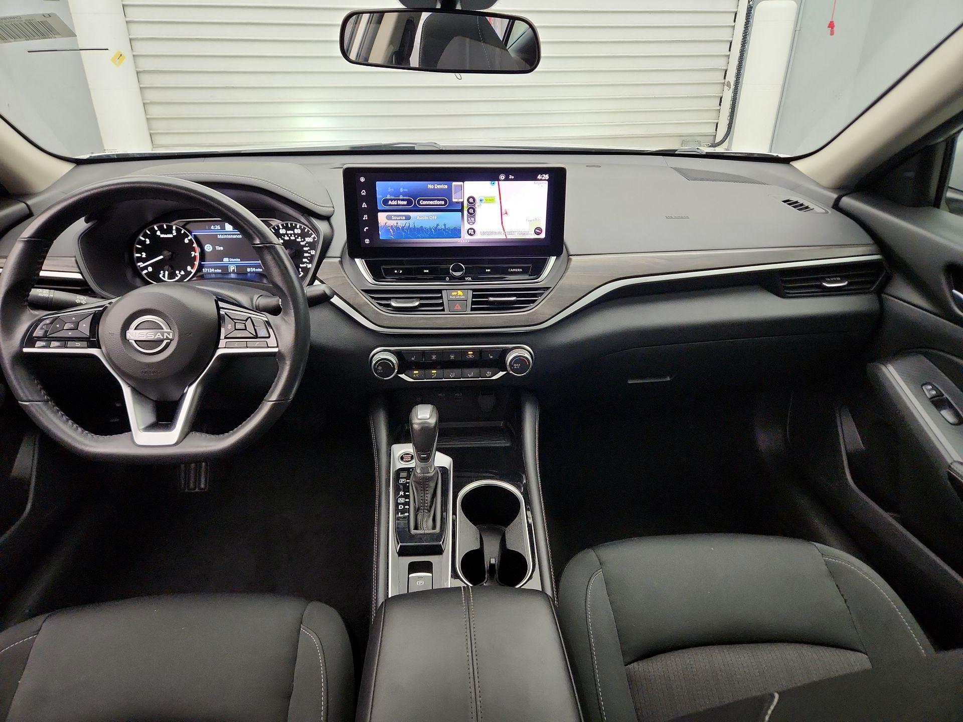 Thumbnail: 2024 Nissan Altima - 9