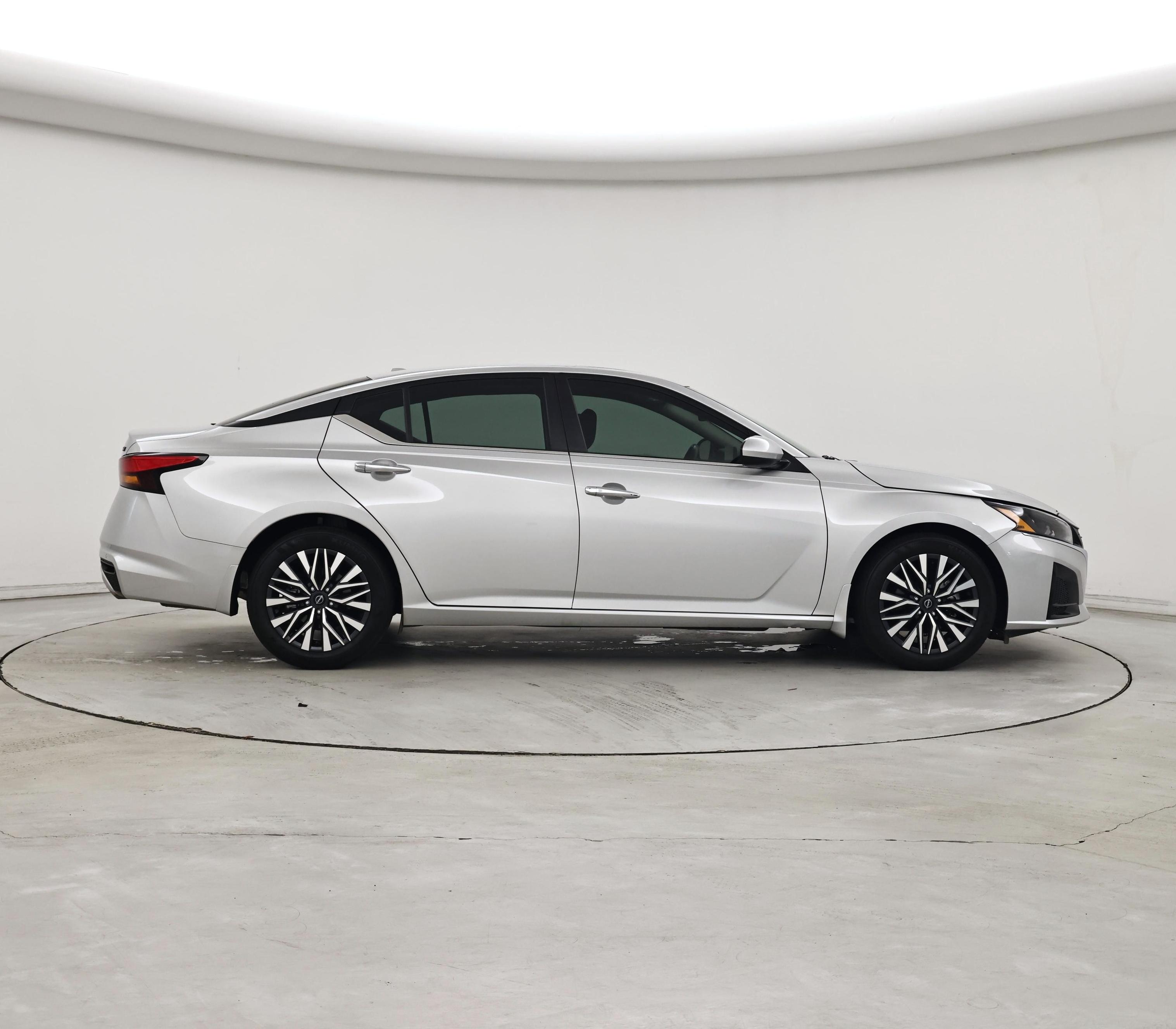 Thumbnail: 2024 Nissan Altima - 7