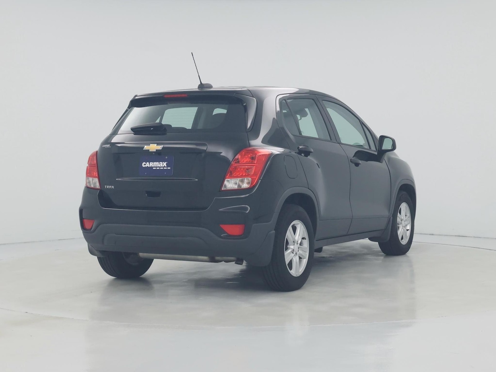 2019 Chevrolet Trax LS - Photo 9
