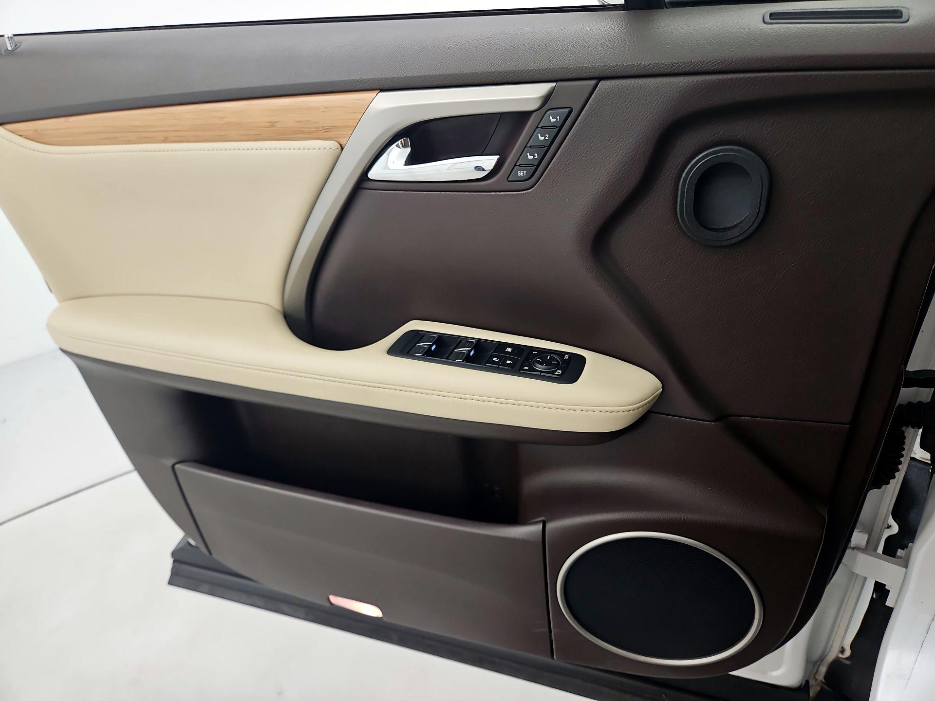 Thumbnail: 2020 Lexus RX - 12