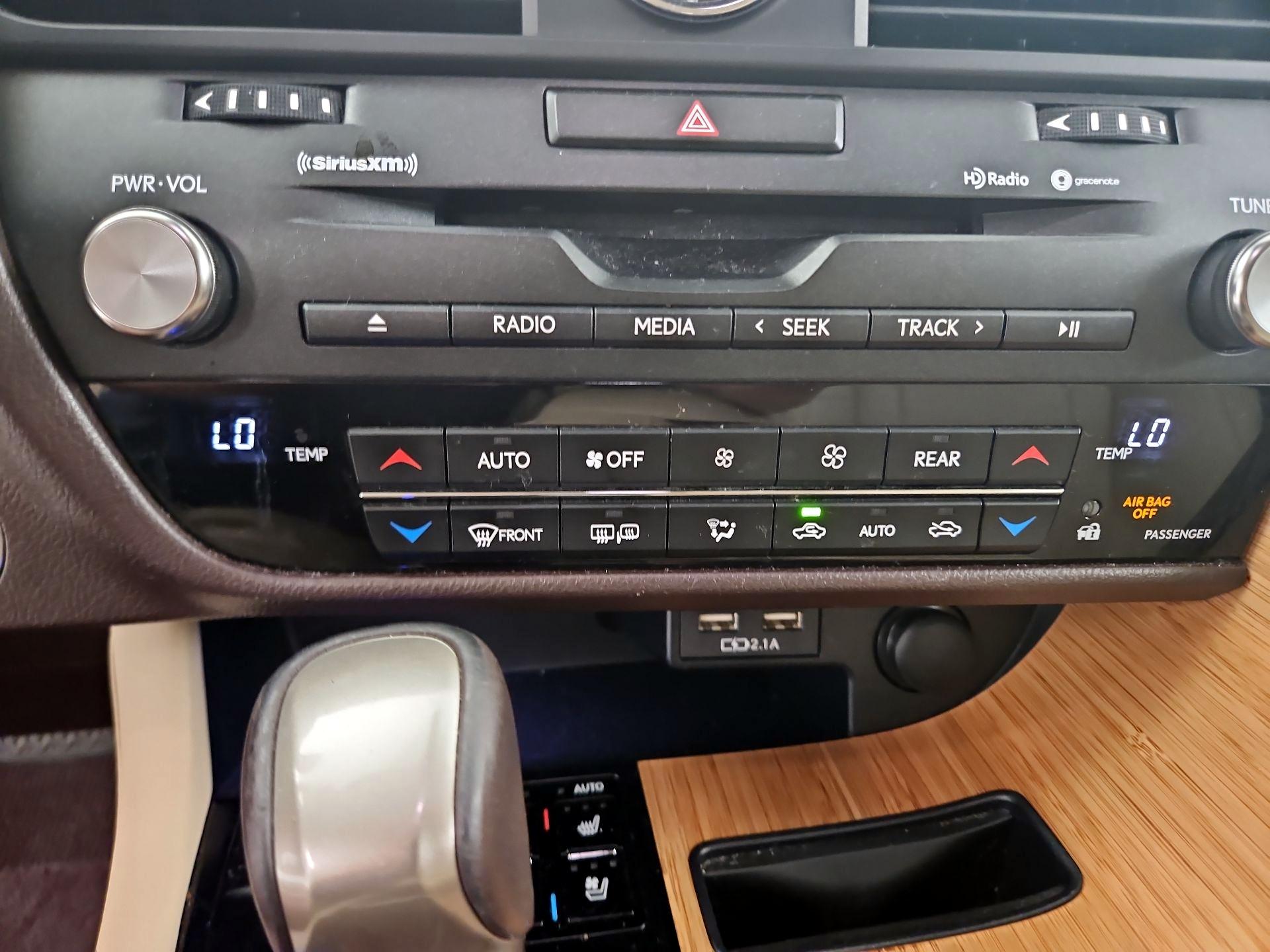 Thumbnail: 2020 Lexus RX - 17