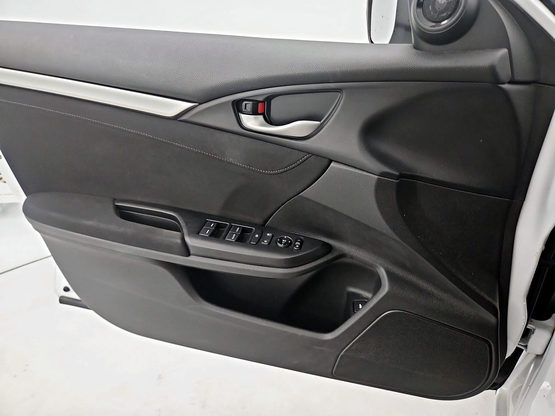 Thumbnail: 2020 Honda Civic - 12