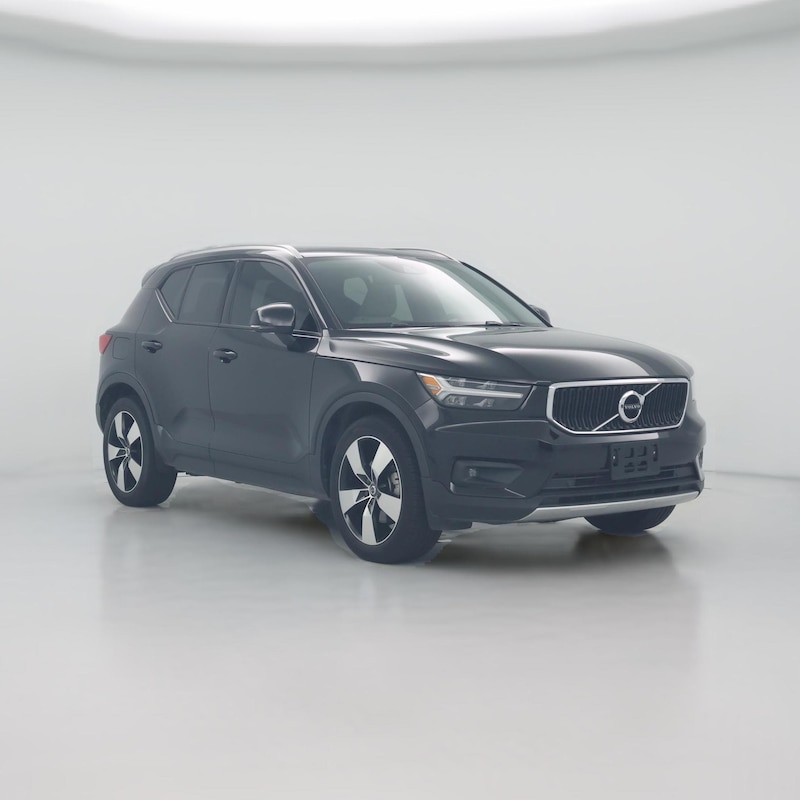2021 Volvo XC40 T4 Momentum