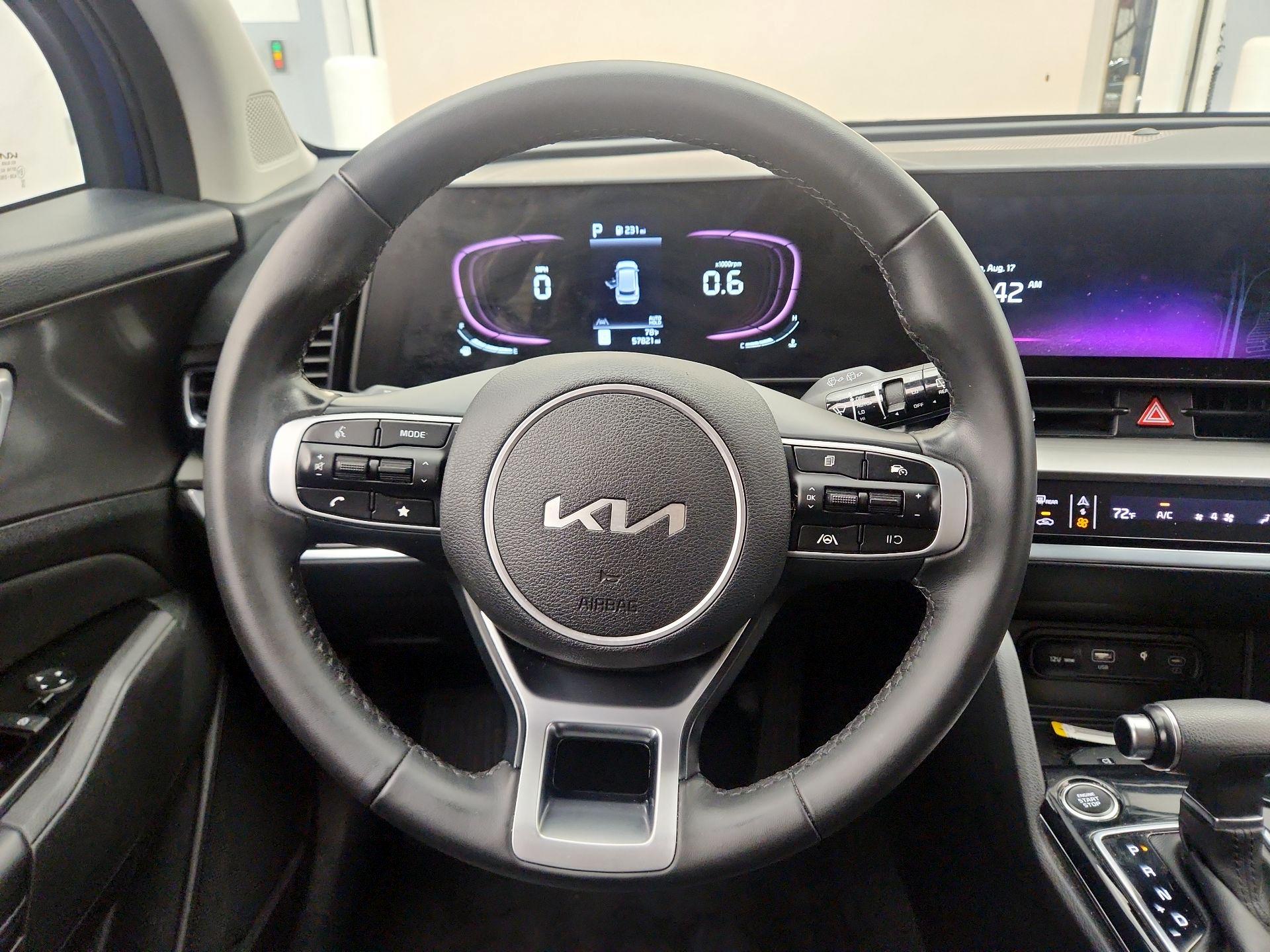 Thumbnail: 2023 Kia Sportage - 10
