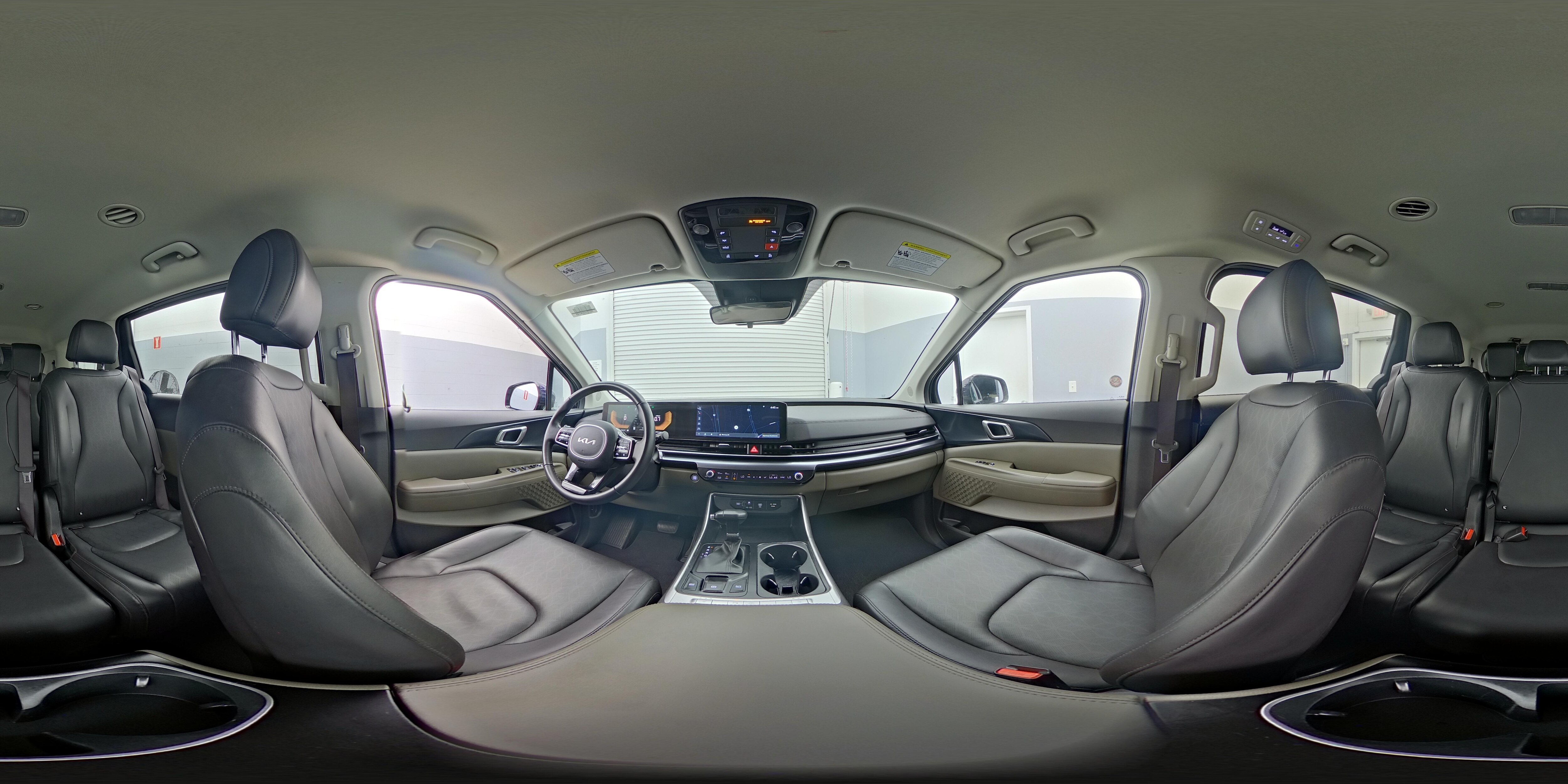 2025 Kia Carnival LXS - Photo 26