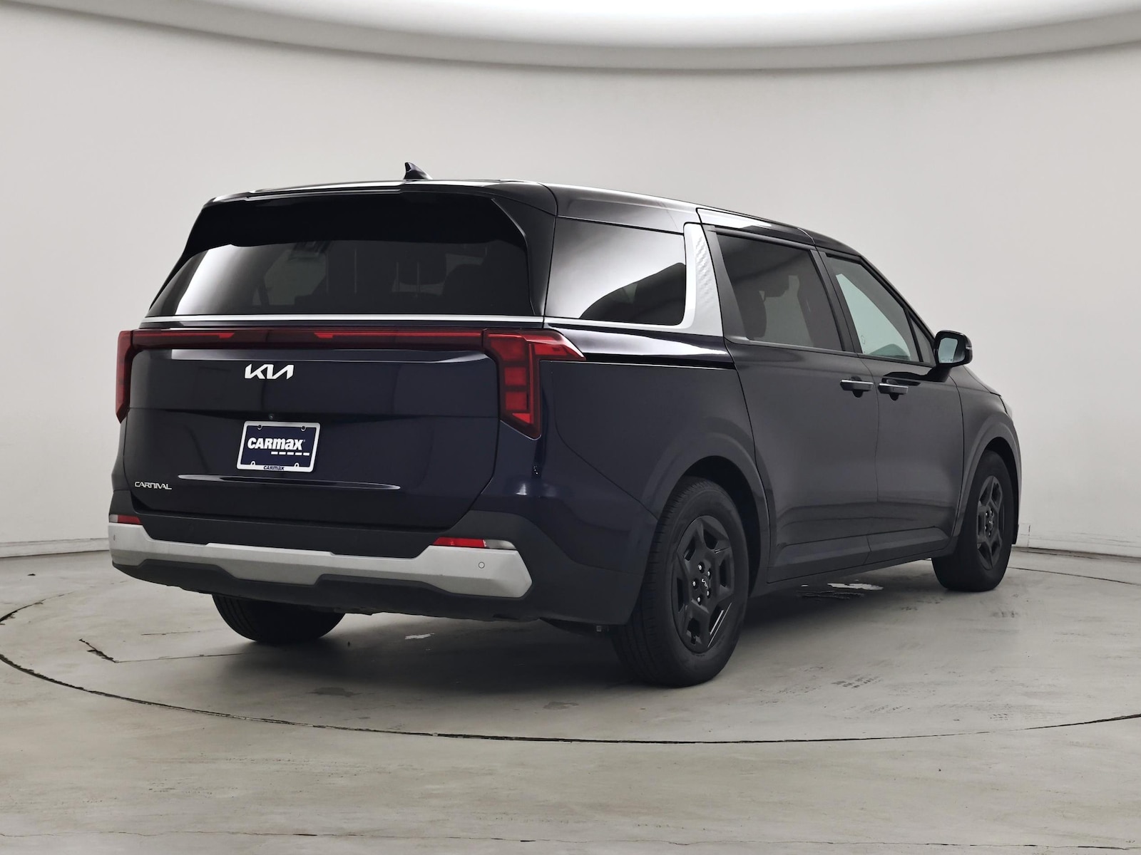 2025 Kia Carnival LXS - Photo 9