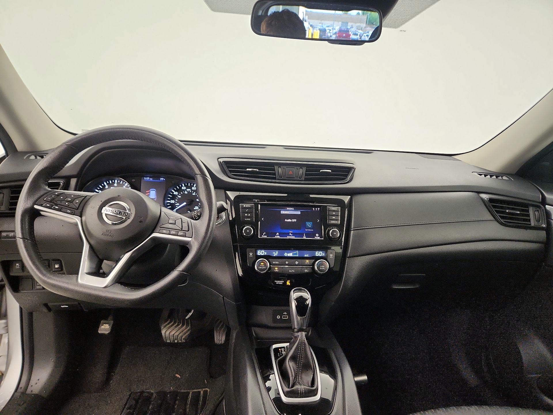 Thumbnail: 2019 Nissan Rogue - 9