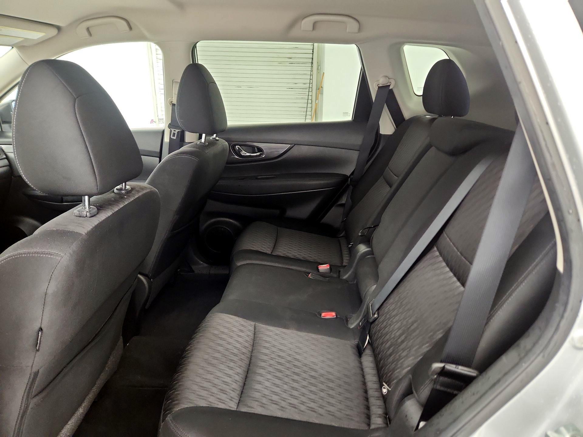 Thumbnail: 2019 Nissan Rogue - 19