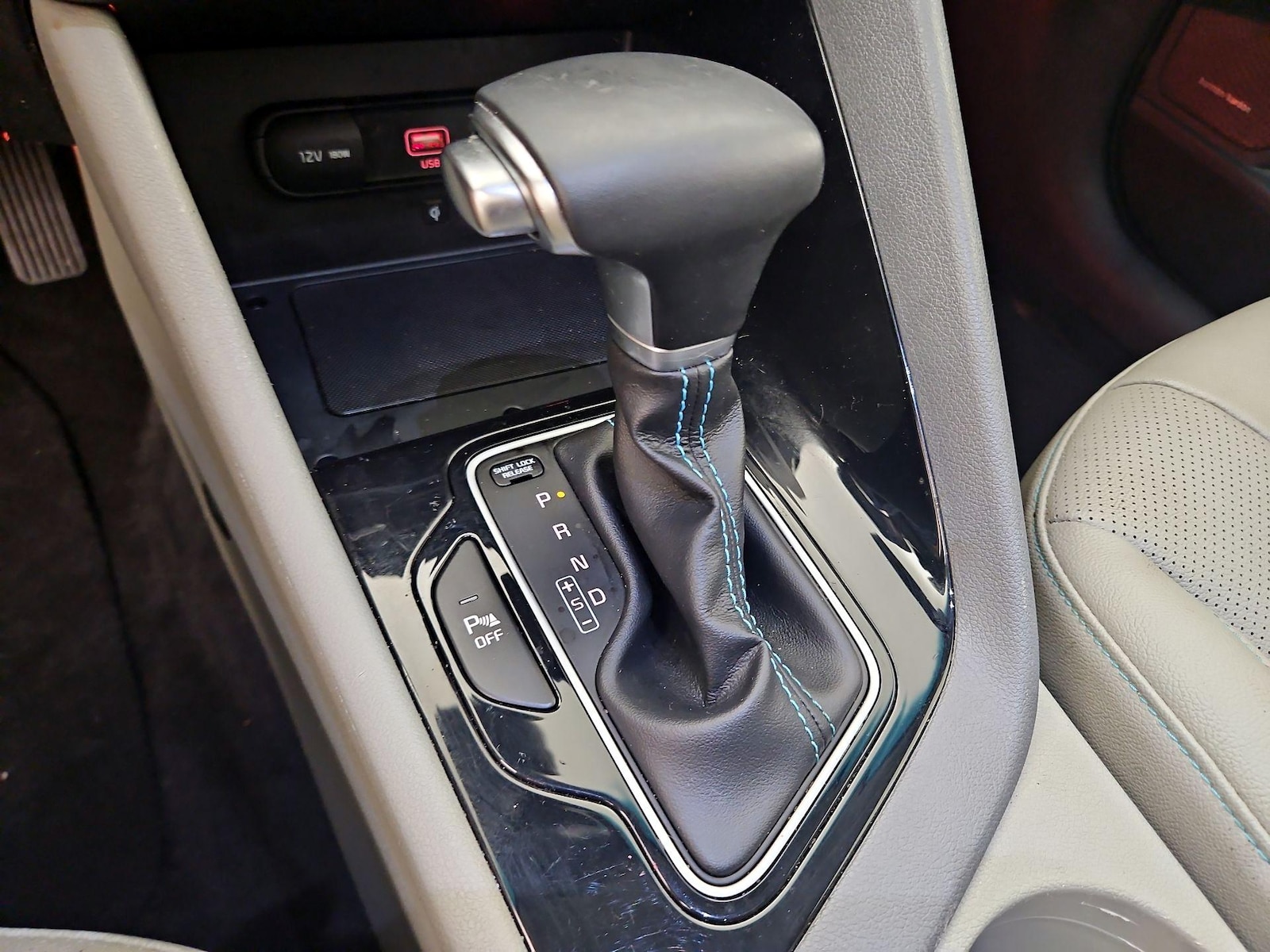 2022 Kia Niro EX Premium - Photo 19