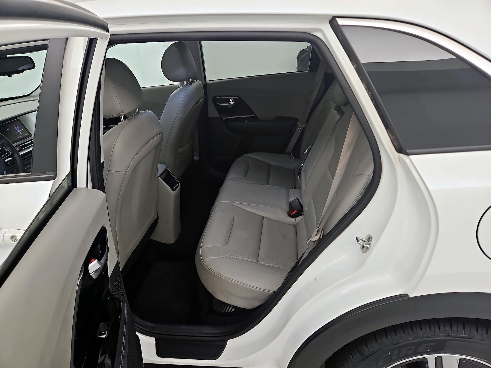 2022 Kia Niro EX Premium - Photo 22