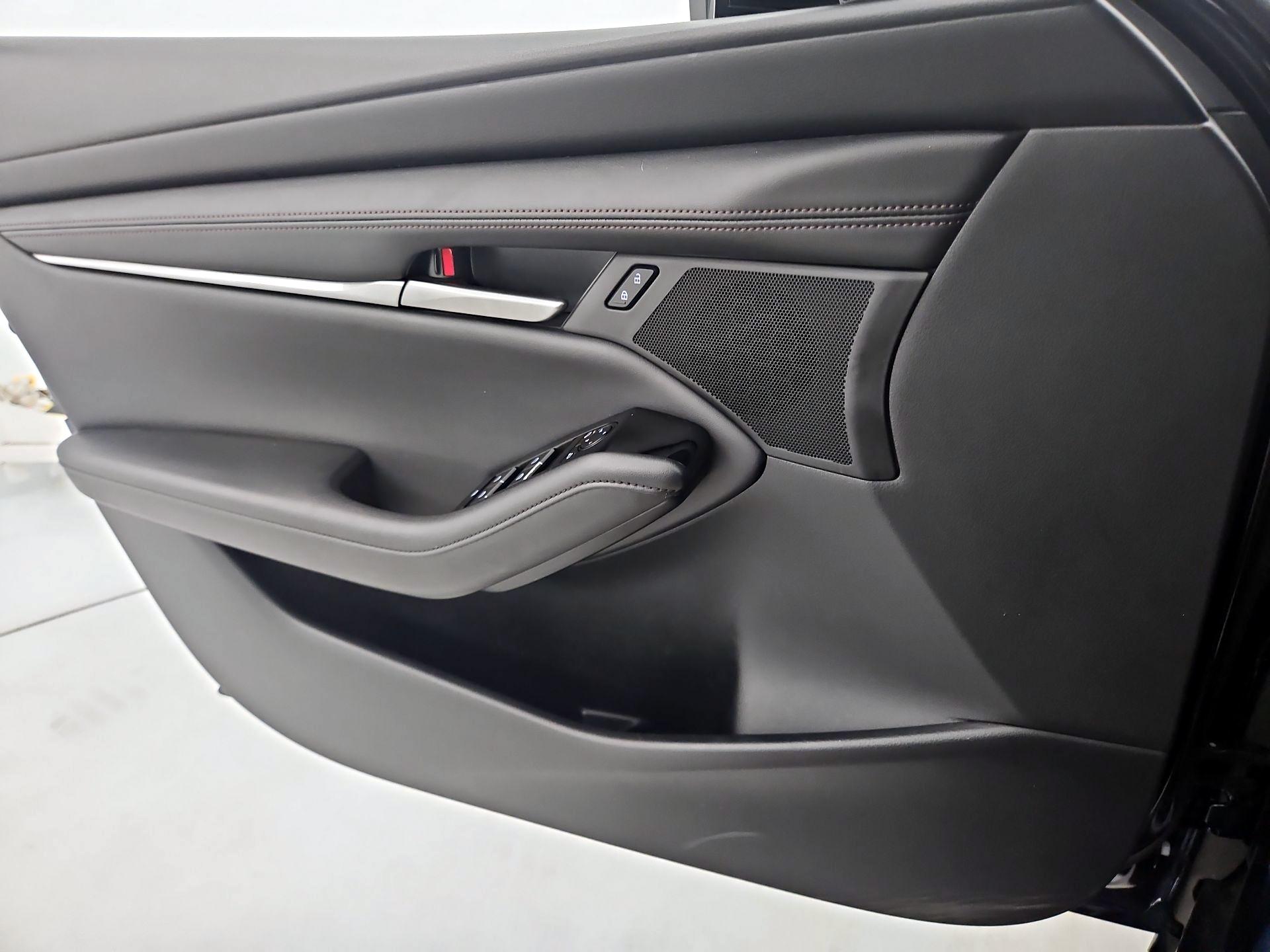 Thumbnail: 2025 Mazda Mazda3 - 12