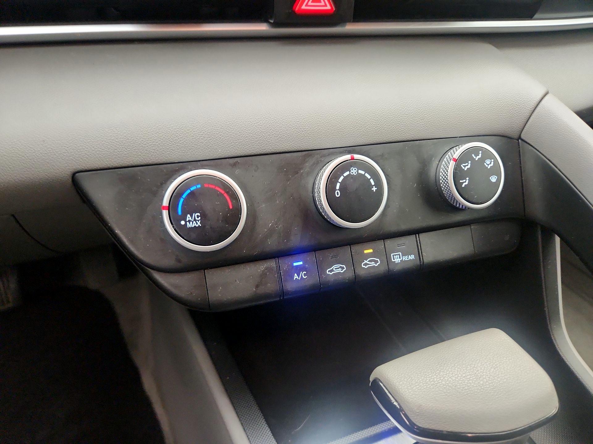 Thumbnail: 2026 Hyundai Elantra - 16