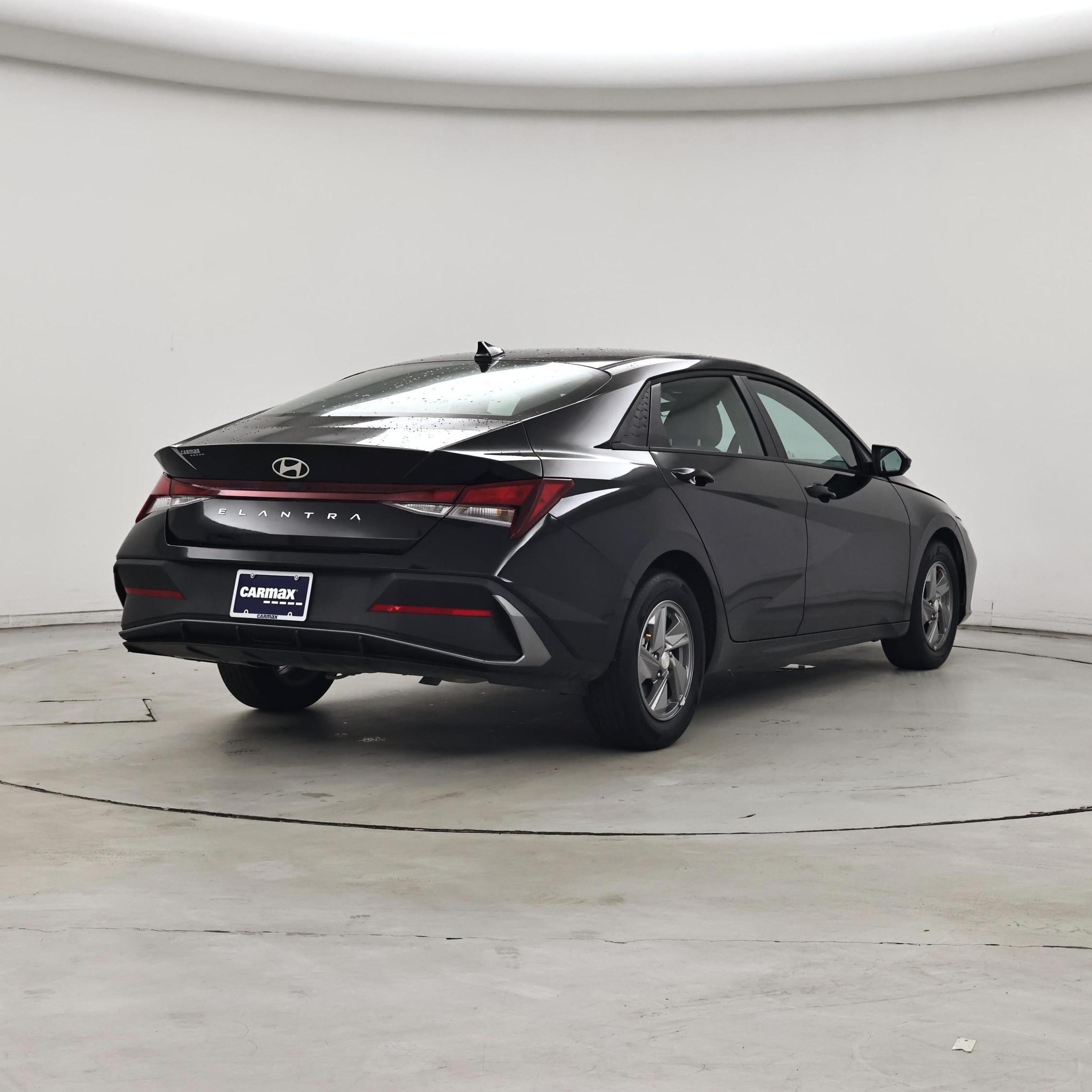 Thumbnail: 2026 Hyundai Elantra - 8