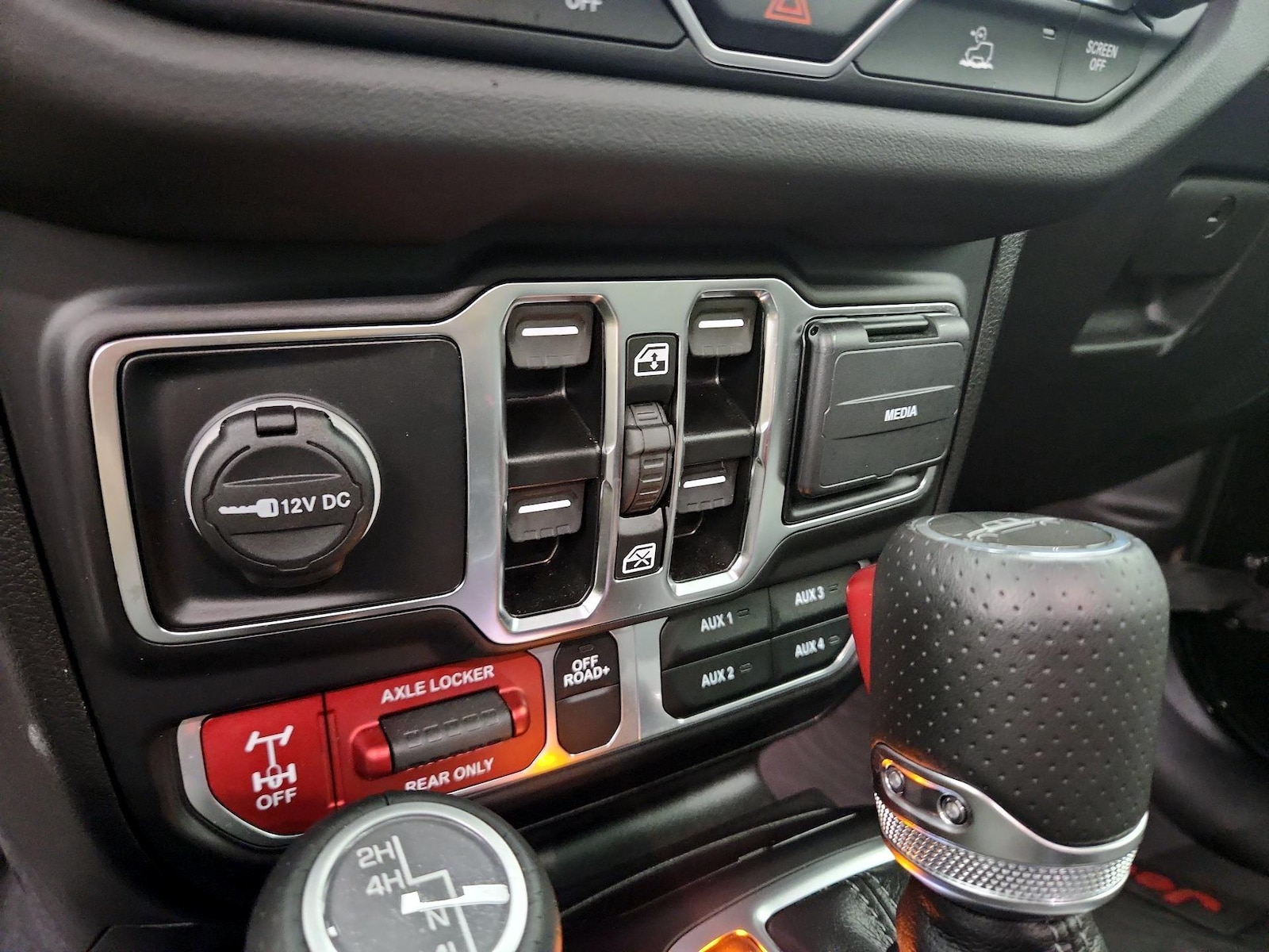 2024 Jeep Gladiator Mojave - Photo 19
