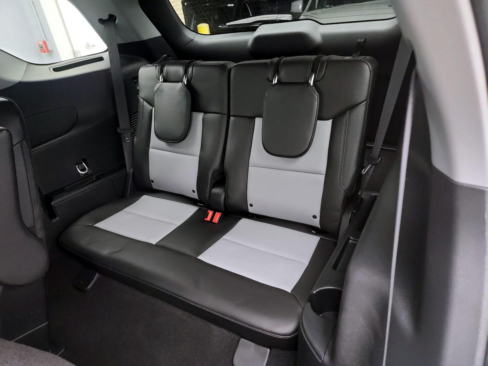 2024 Ford Explorer XLT - Photo 21