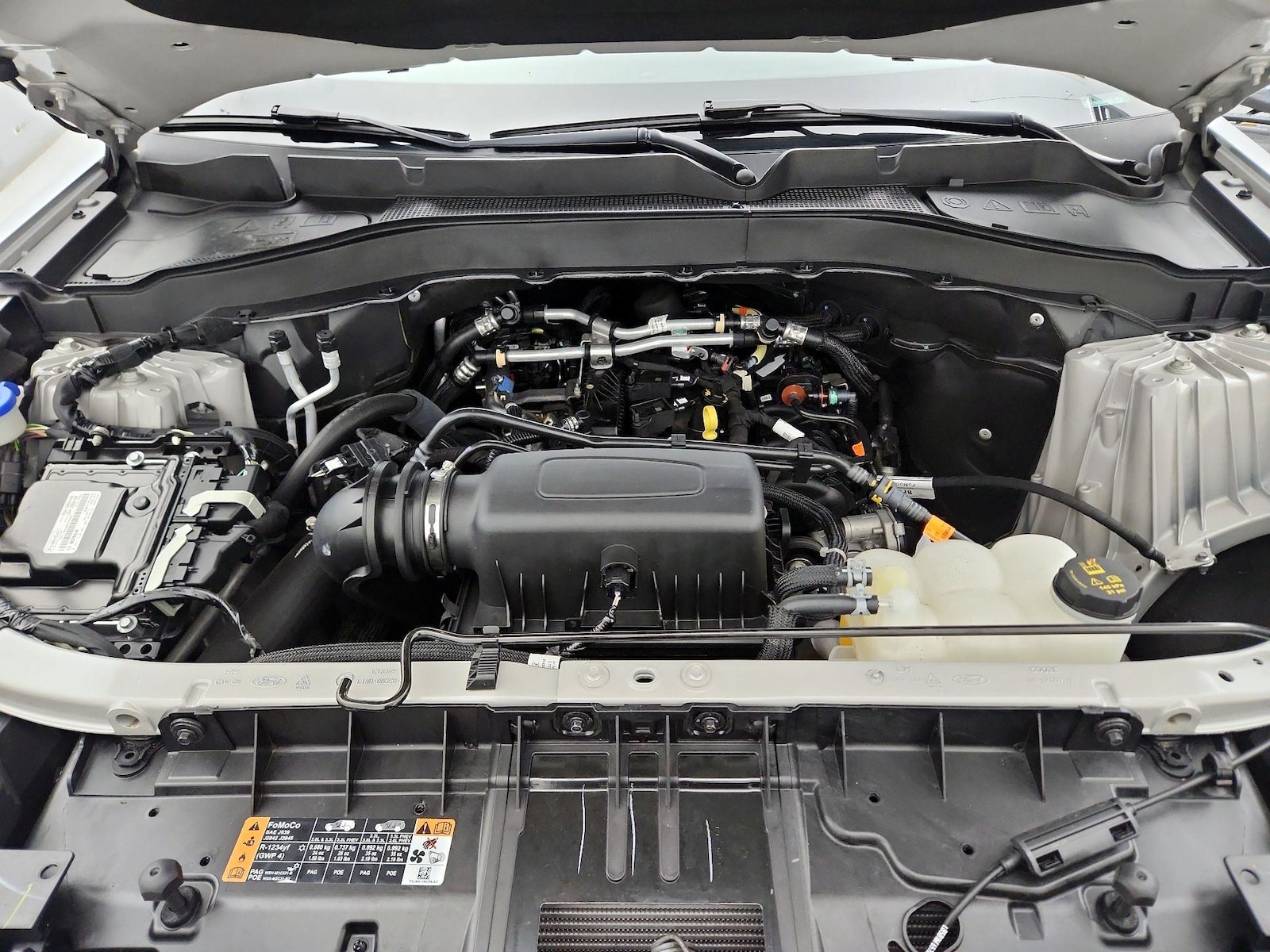 2024 Ford Explorer XLT - Photo 23