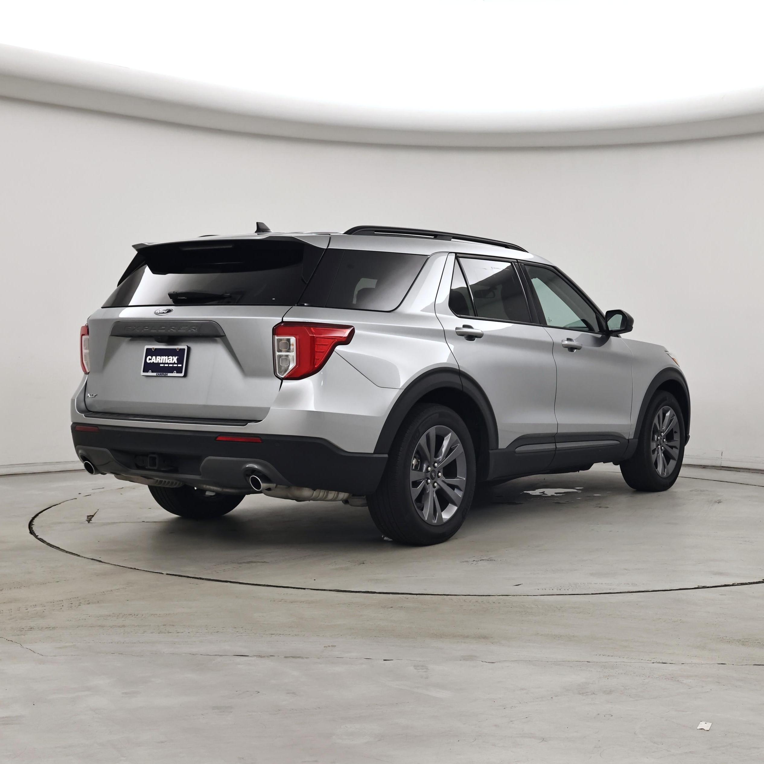 Thumbnail: 2024 Ford Explorer - 8