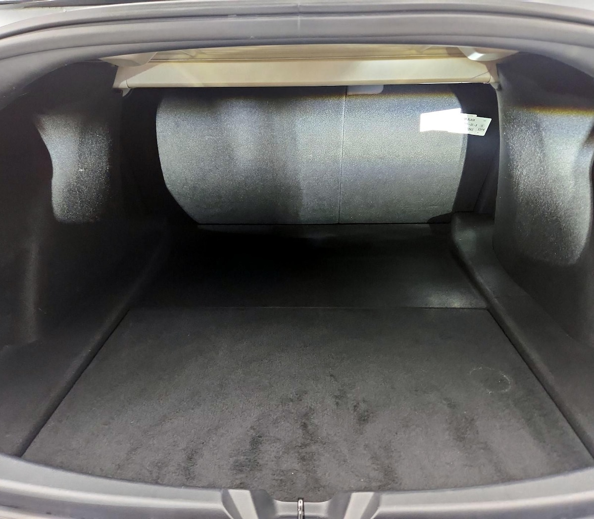 Trunk/Cargo (Seats Up)