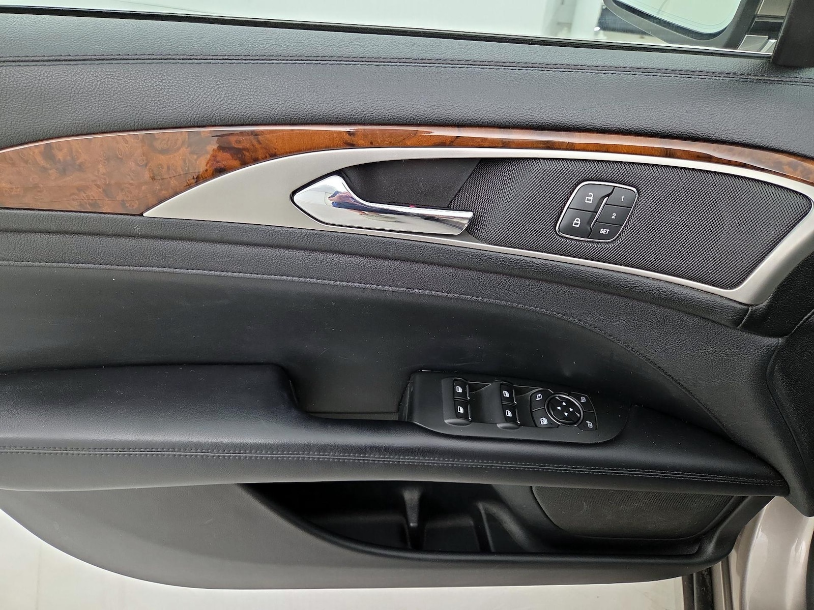2018 Lincoln MKZ Select - Photo 13
