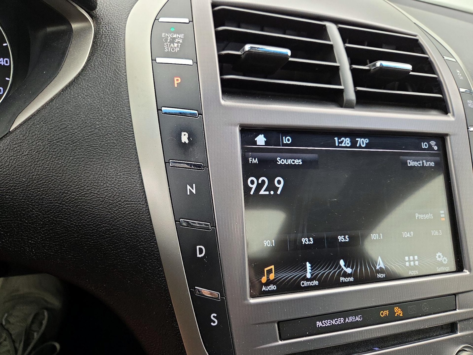 2018 Lincoln MKZ Select - Photo 19