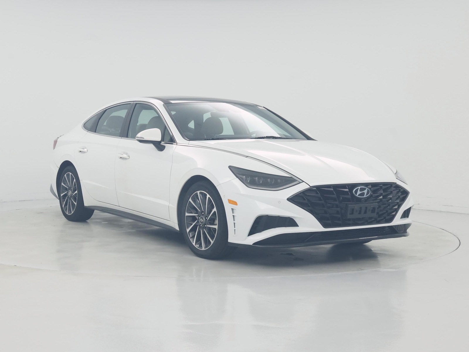 2020 Hyundai Sonata Limited - Photo 2