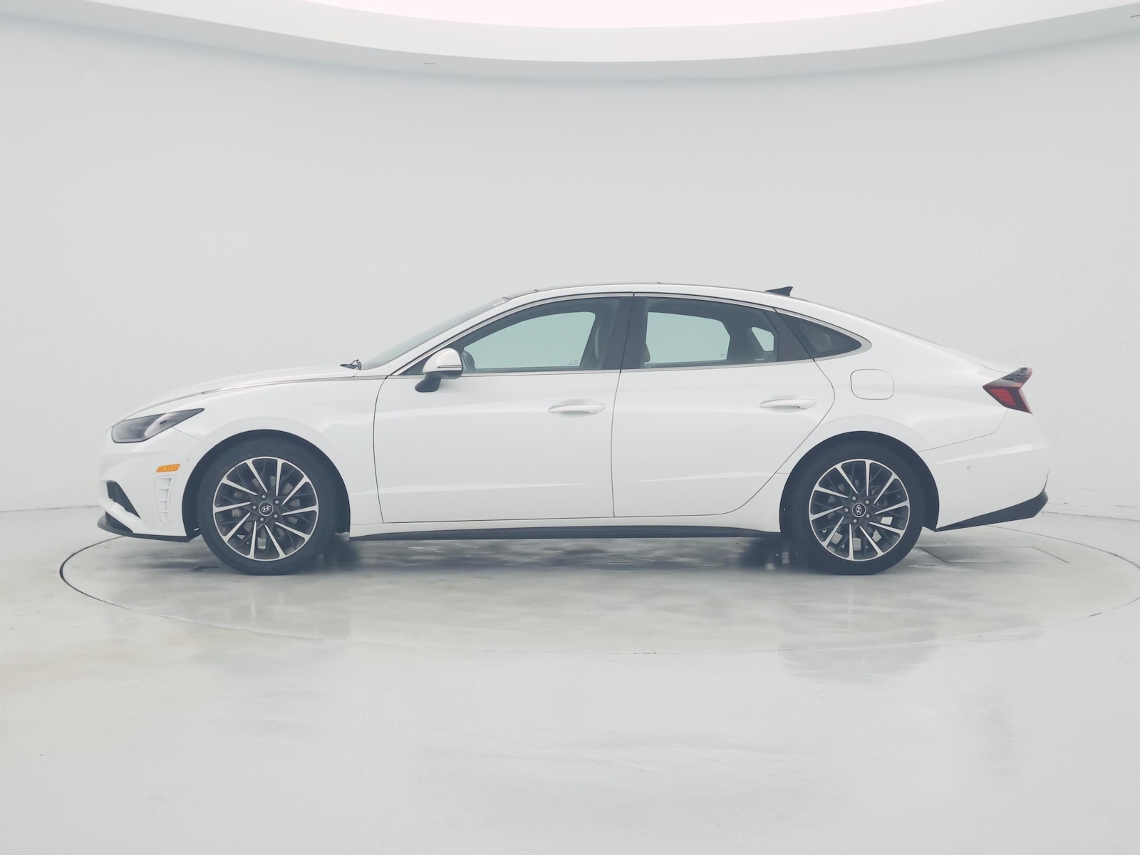 2020 Hyundai Sonata Limited - Photo 4