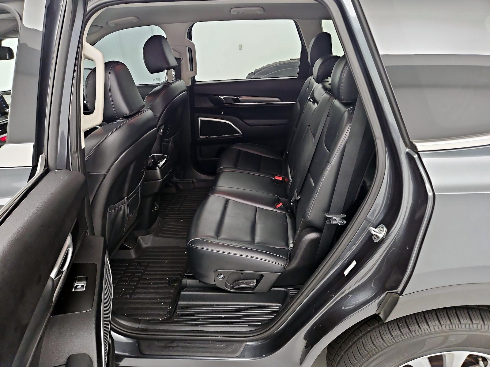 Rear Air Conditioning