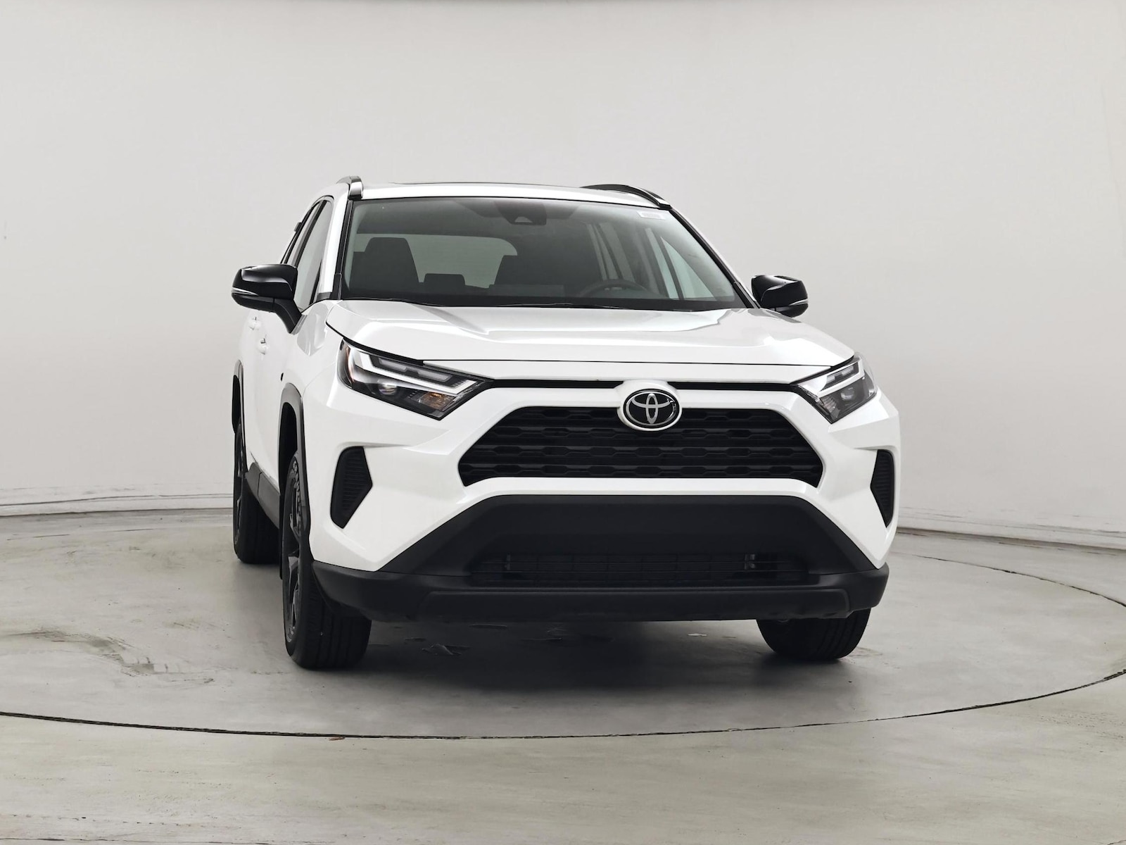 2025 Toyota RAV4 XLE - Photo 6