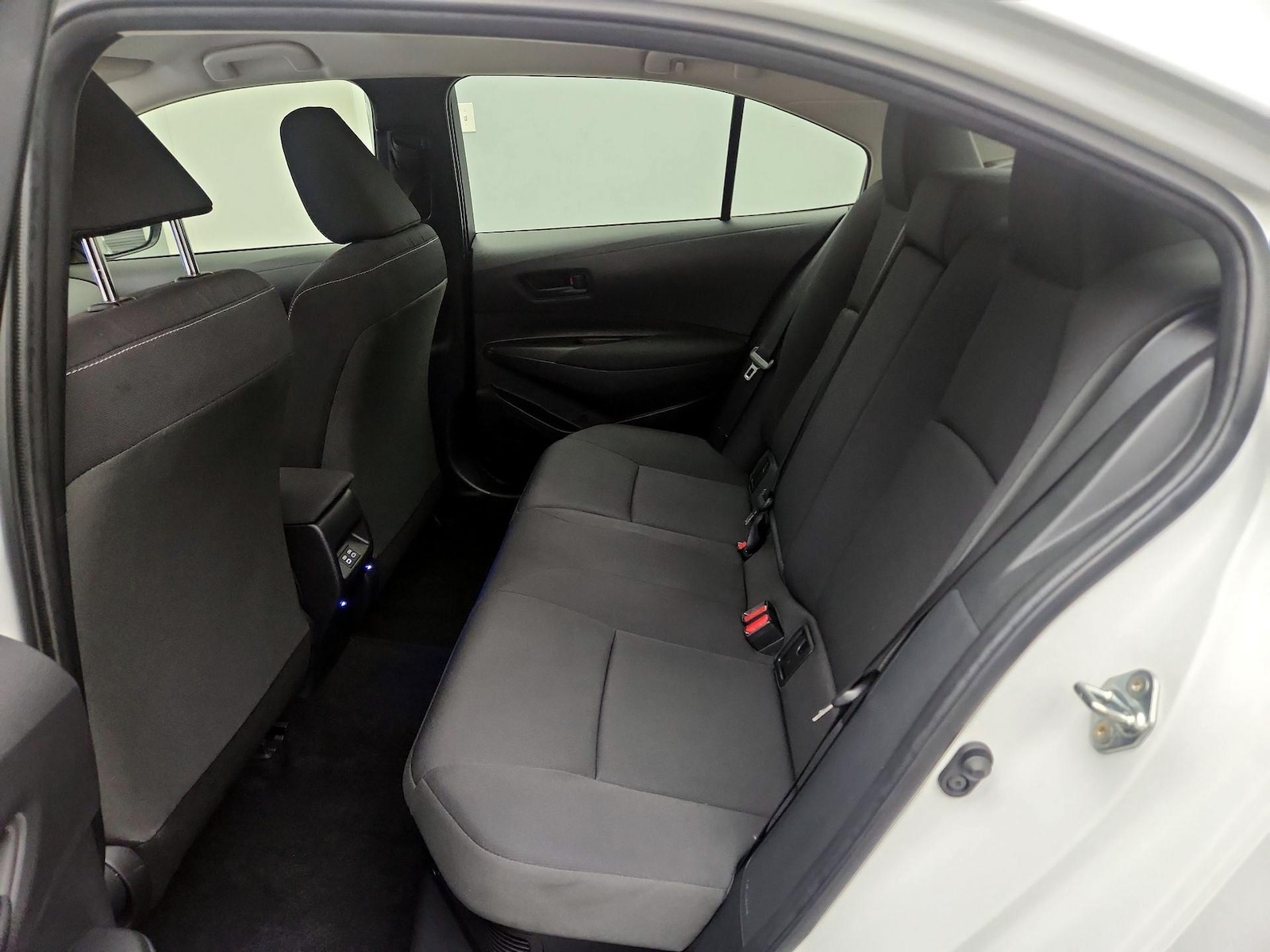 2026 Toyota Corolla LE - Photo 20