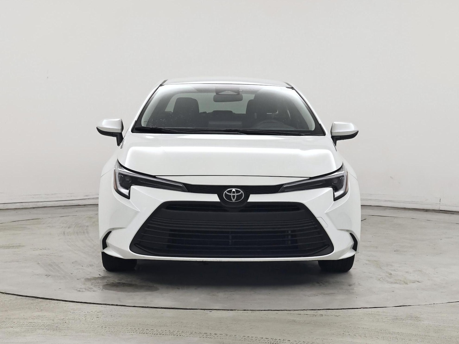 2026 Toyota Corolla LE - Photo 6