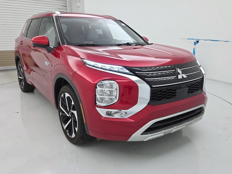 2024 Mitsubishi Outlander Plug in Hybrid SEL
