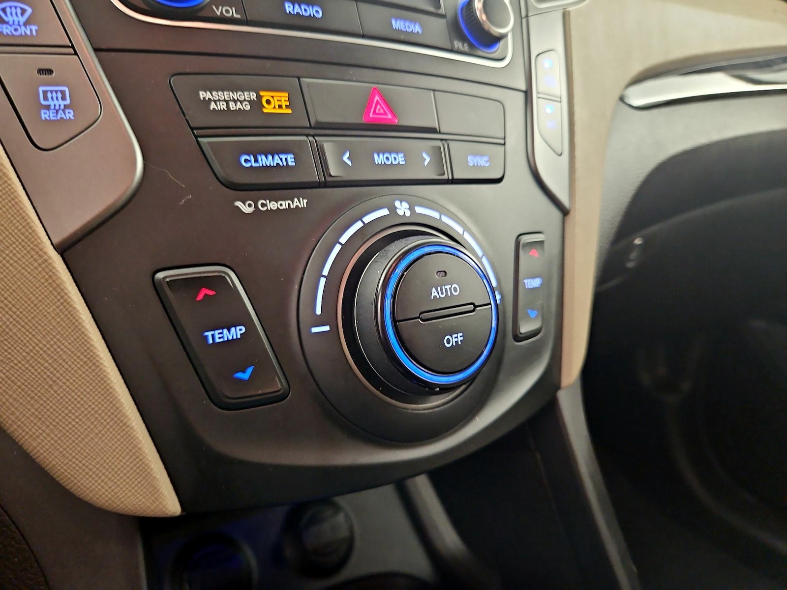 2017 Hyundai Santa Fe Sport - Photo 17